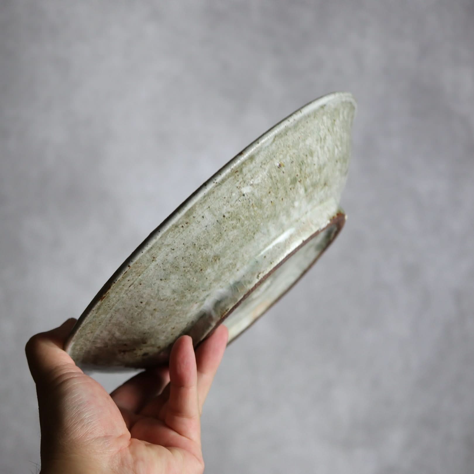 8寸リム丸皿2 白 やちむん 陶器 森製陶所 やちむん 陶器.