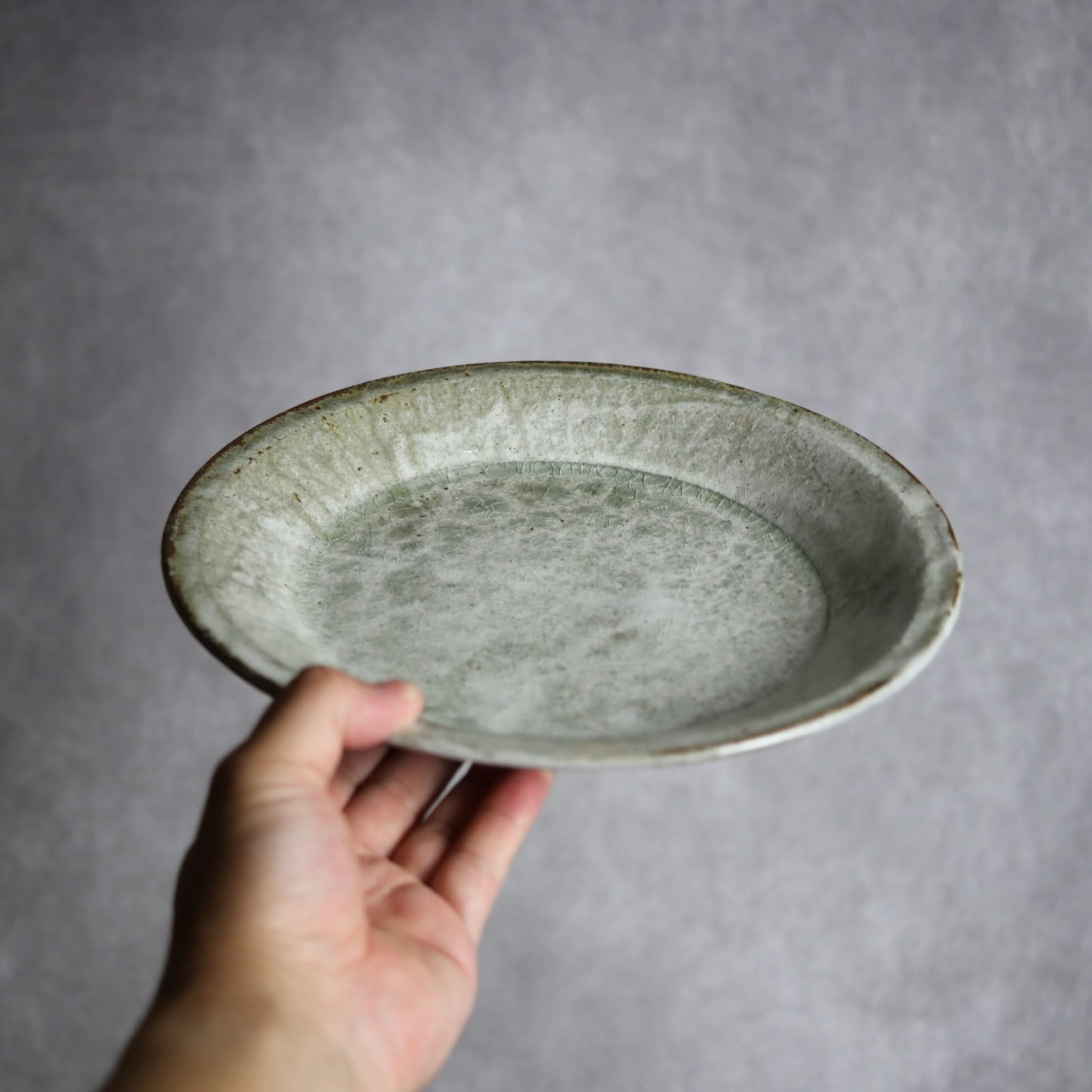 8寸リム平皿2 白 やちむん 陶器 森製陶所 やちむん 陶器.