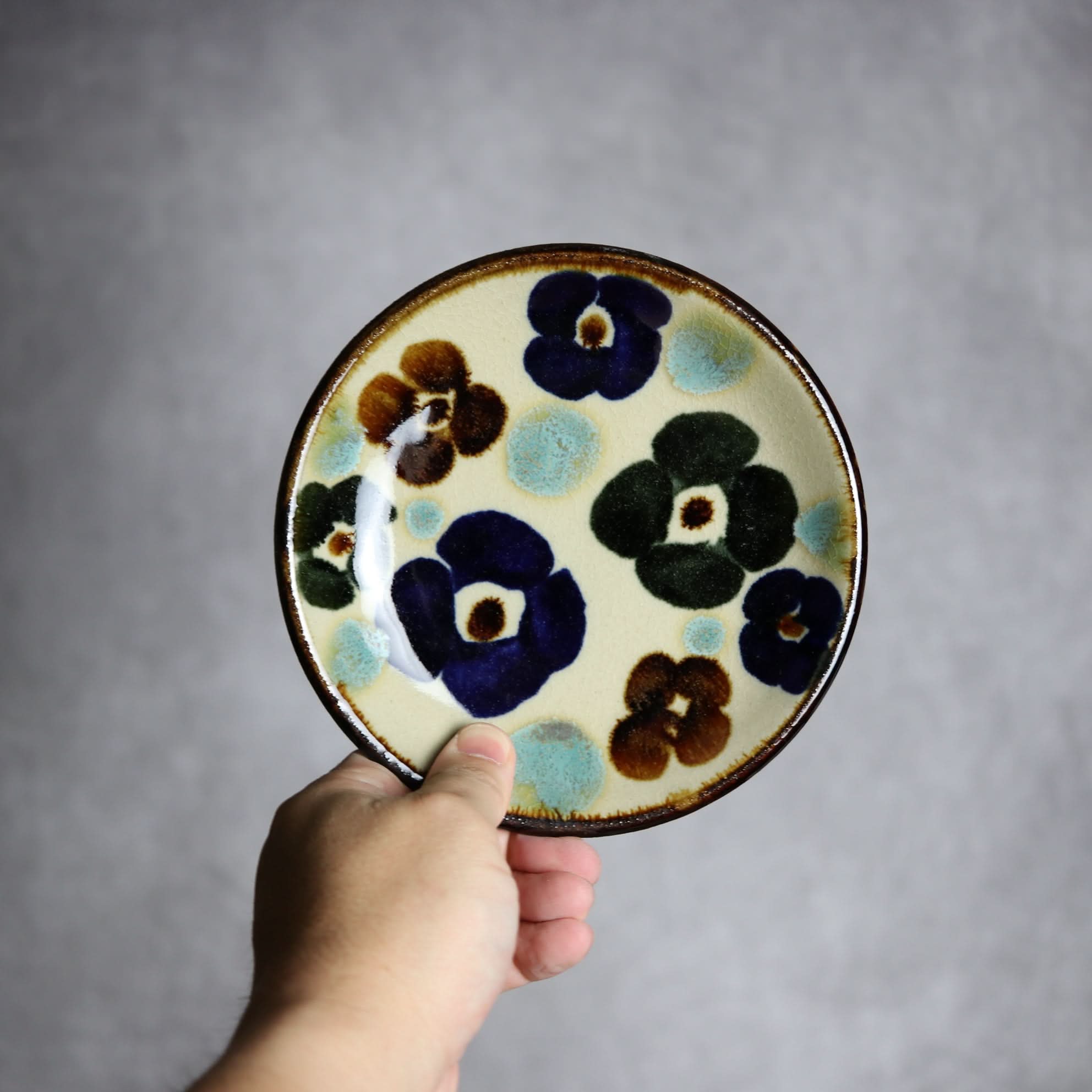 5寸皿1 三彩花紋 やちむん 陶器 エドメ陶房 やちむん 陶器.