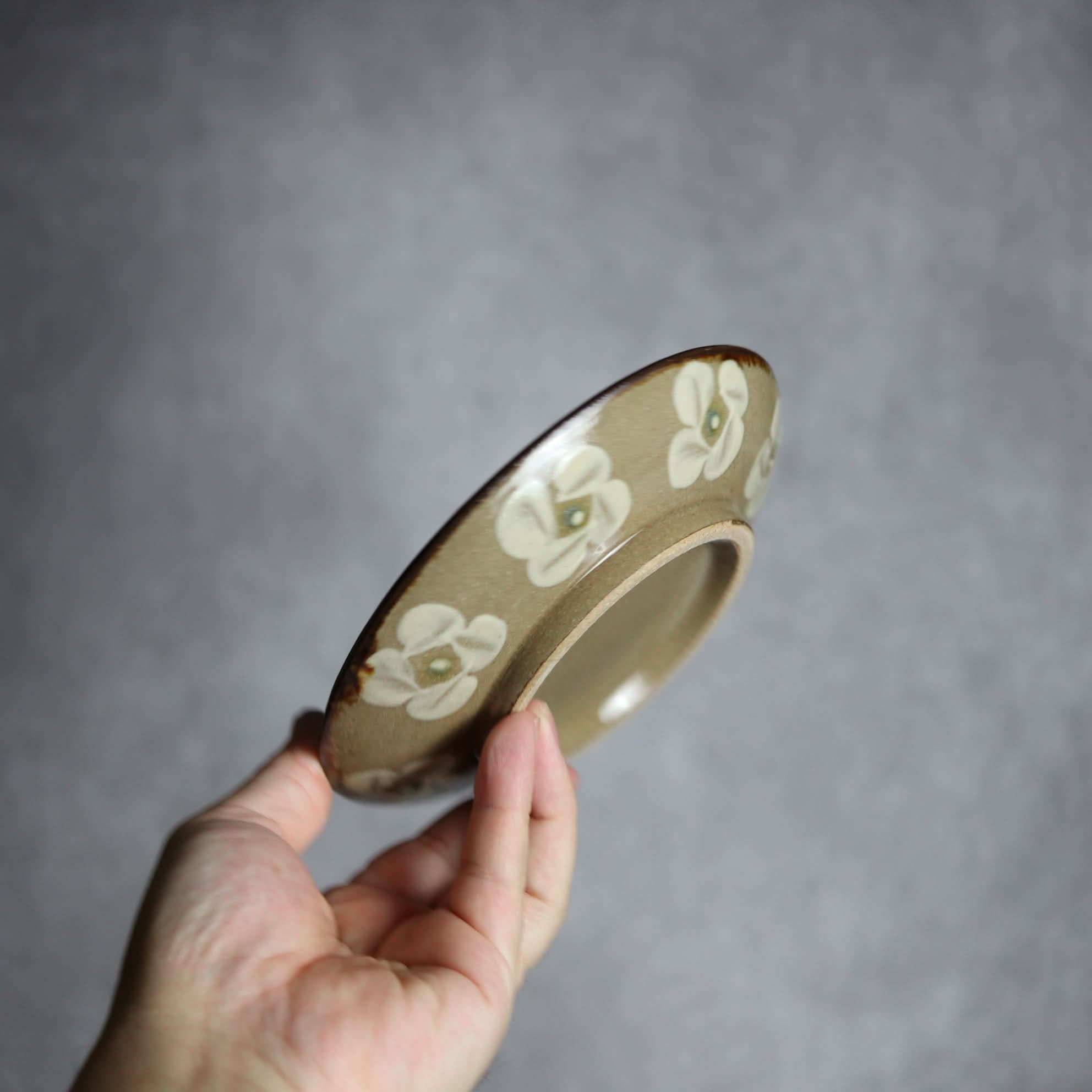 5寸皿1 三彩花紋 やちむん 陶器 エドメ陶房 やちむん 陶器.