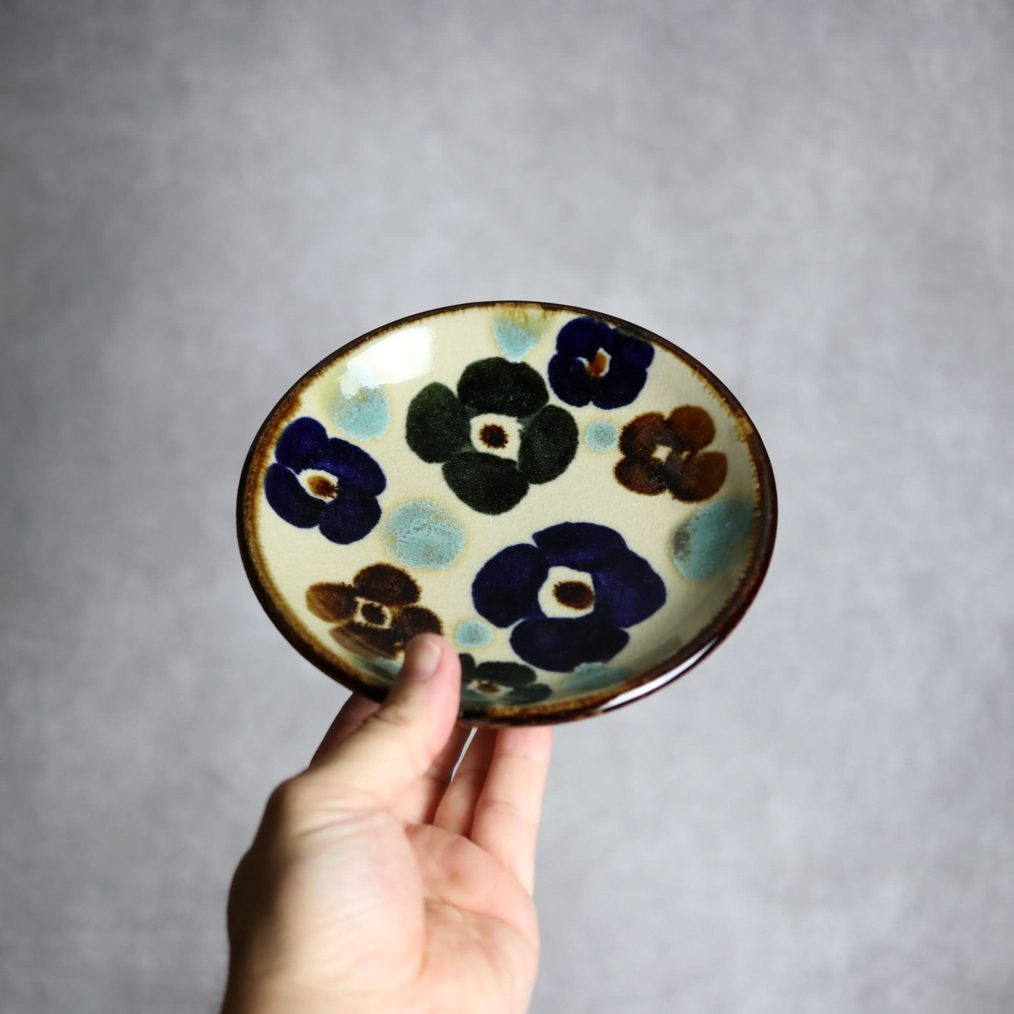 5寸皿1 三彩花紋 やちむん 陶器 エドメ陶房 やちむん 陶器.