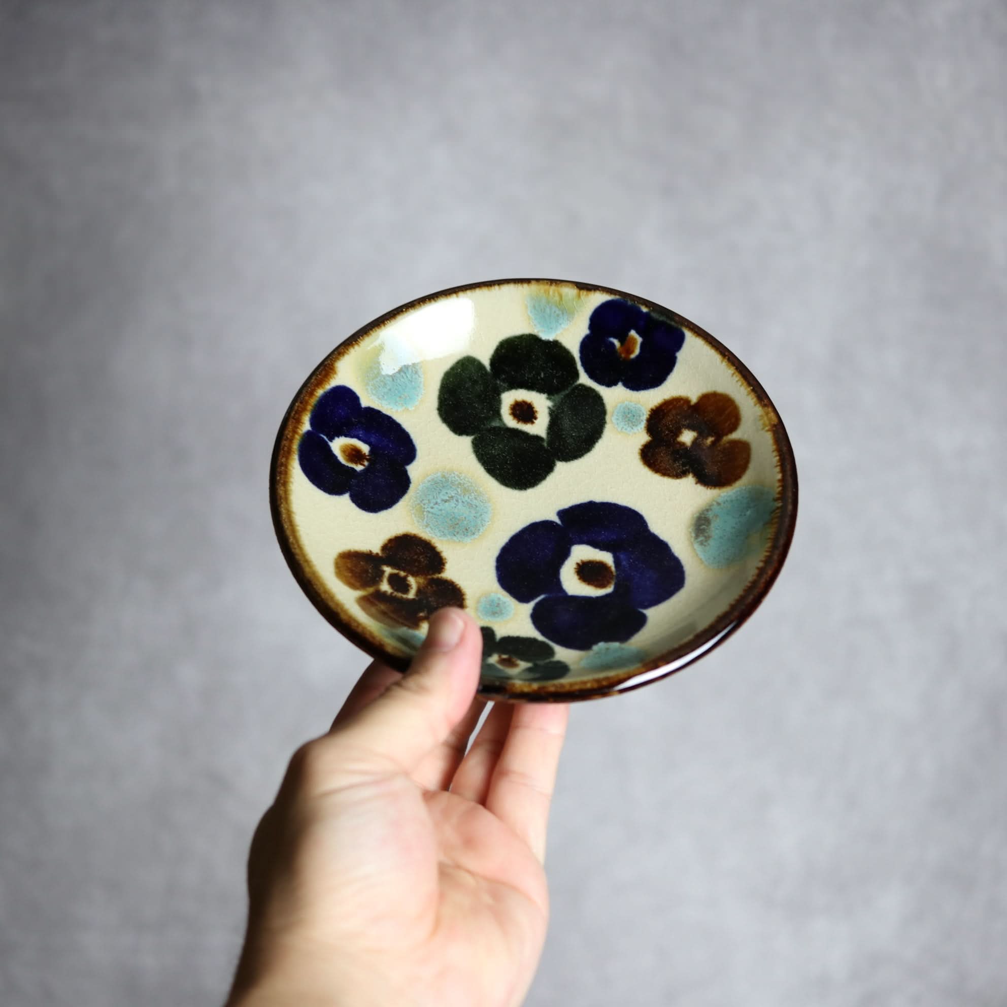 5寸皿1 三彩花紋 やちむん 陶器 エドメ陶房 やちむん 陶器.