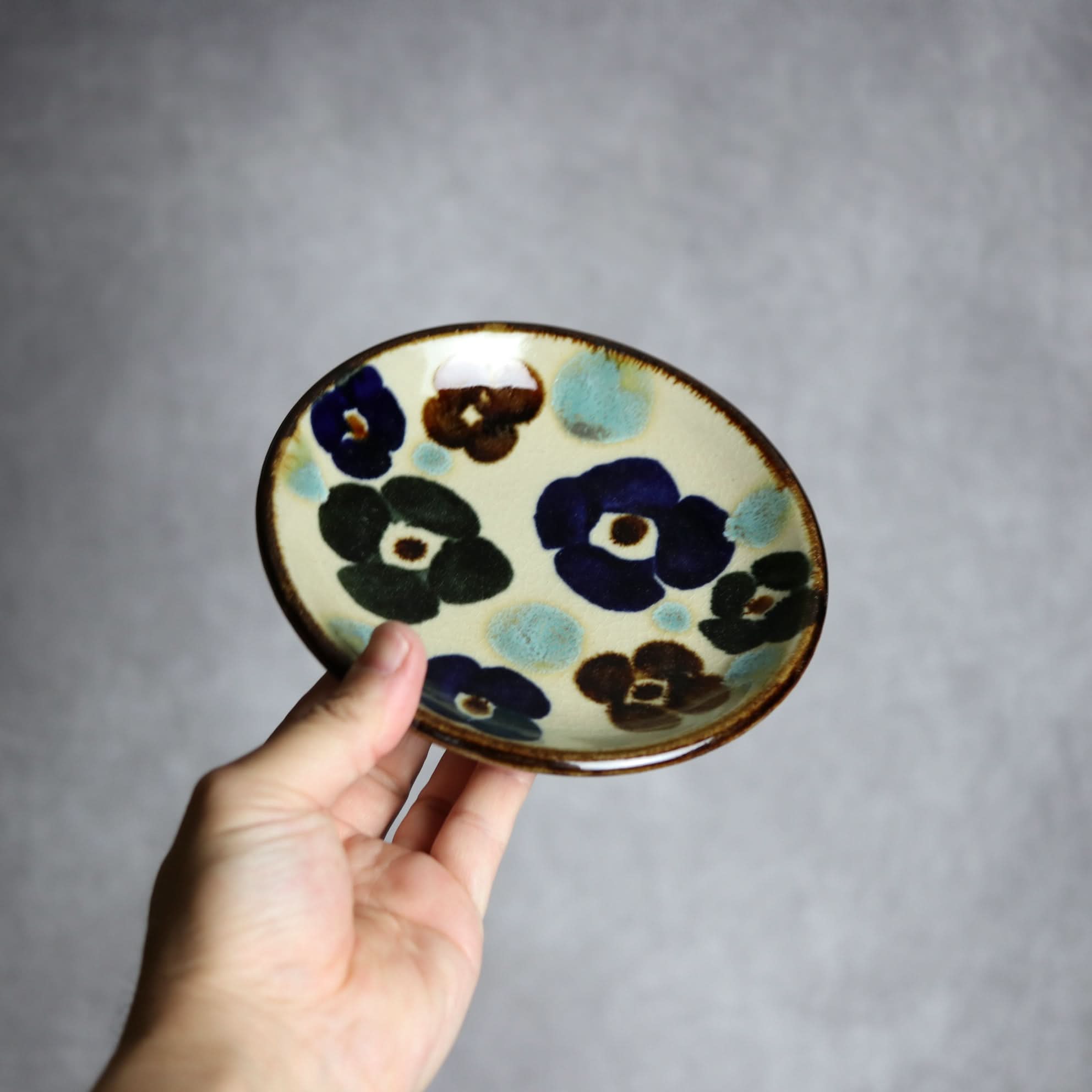 5寸皿1 三彩花紋 やちむん 陶器 エドメ陶房 やちむん 陶器.