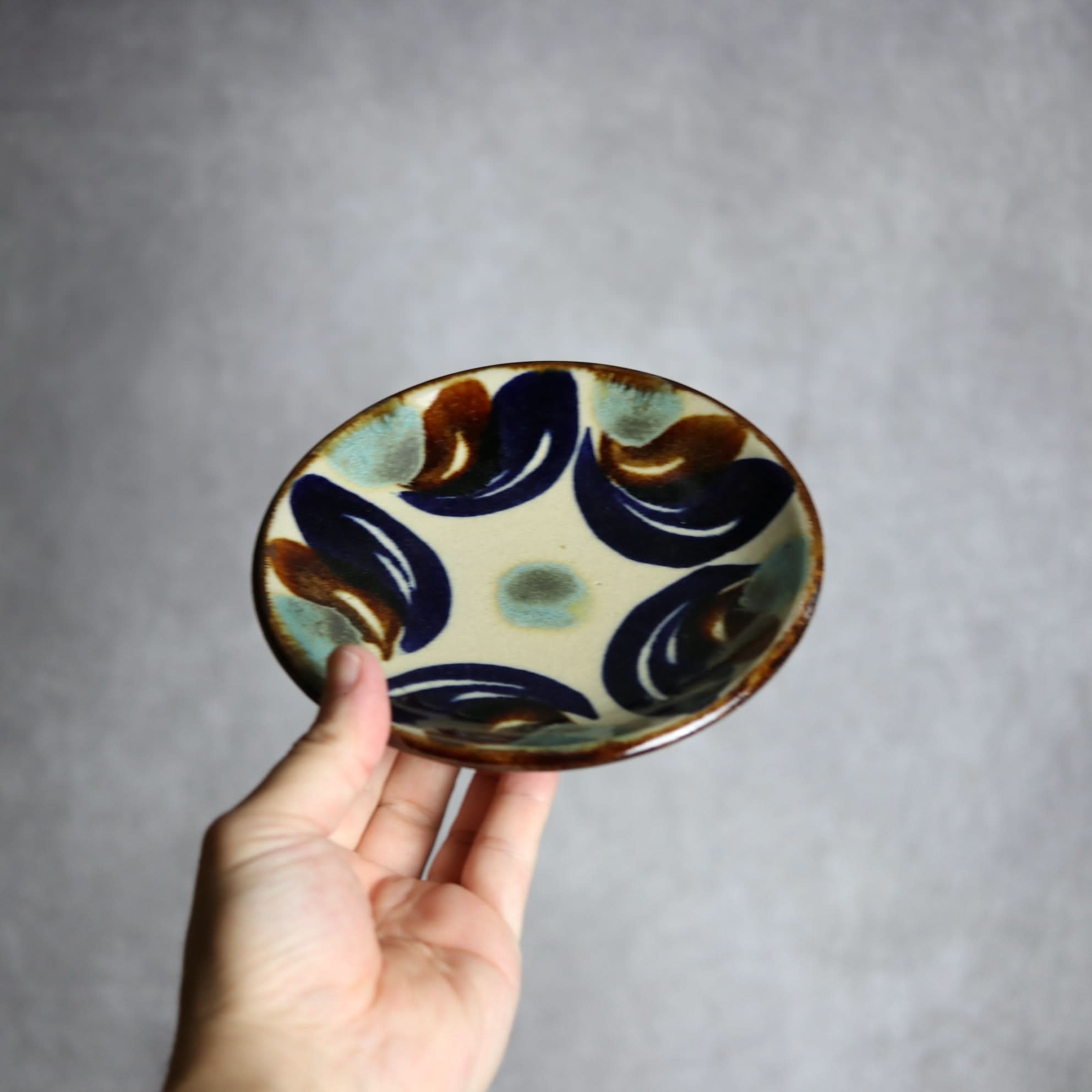 5寸皿1 風紋 やちむん 陶器 エドメ陶房 やちむん 陶器.