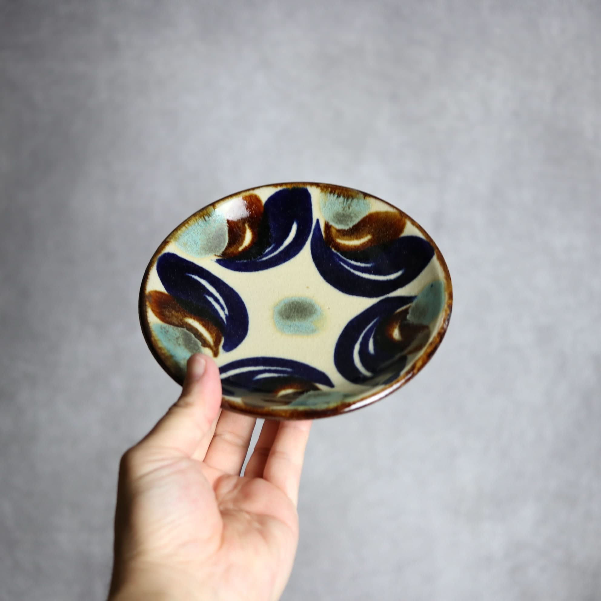 5寸皿1 風紋 やちむん 陶器 エドメ陶房 やちむん 陶器.