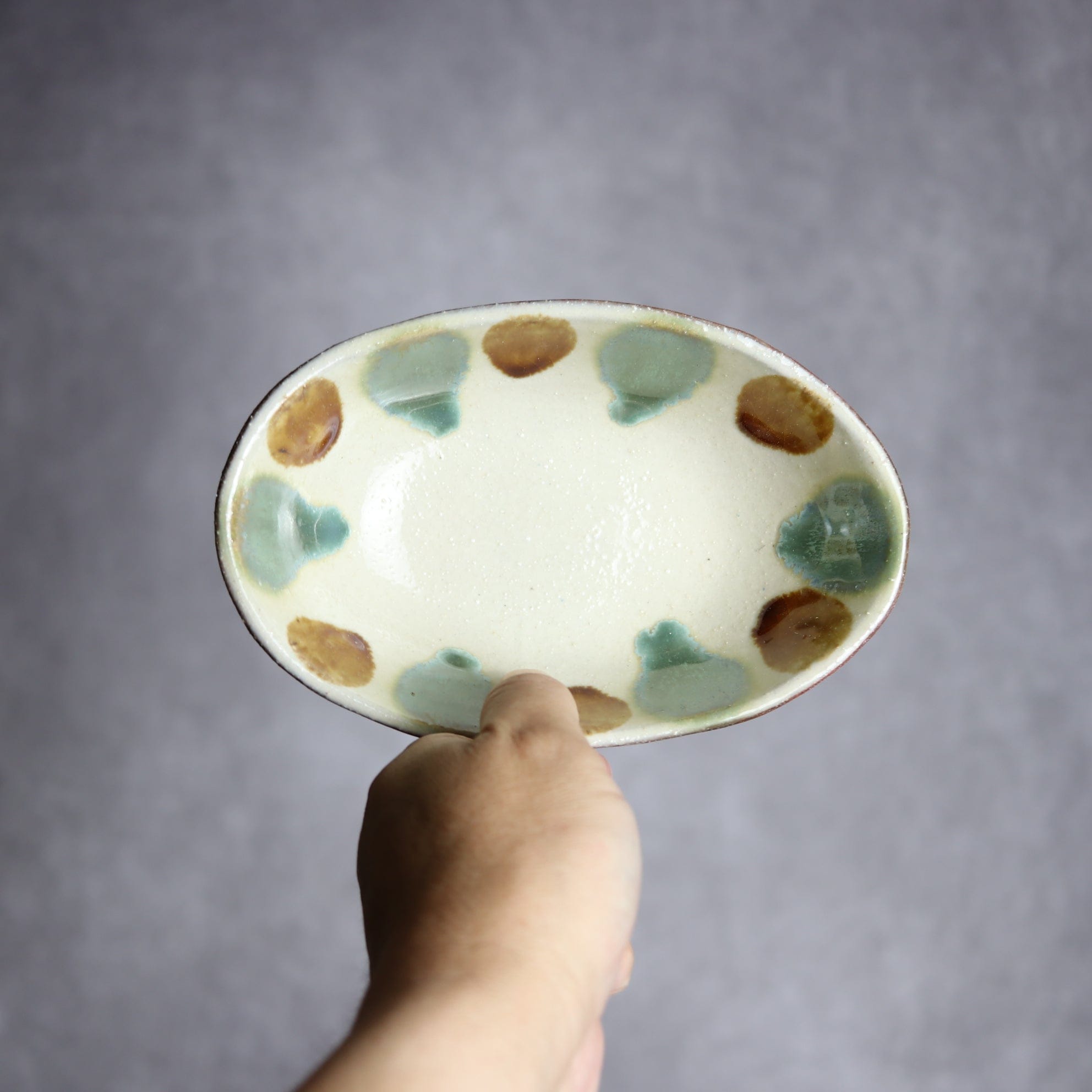 楕円皿1 三彩 やちむん 陶器 漂窯 陶器.