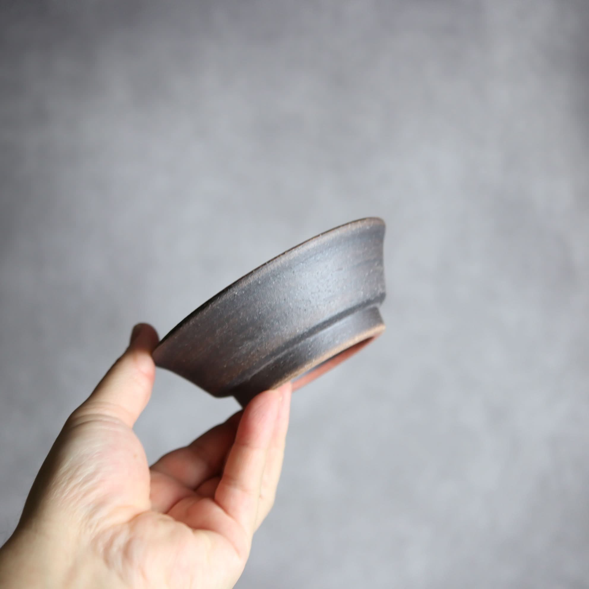 3.5寸安南鉢1 灰 黒釉 やちむん 陶器 陶と厨子甕 ひ窯 やちむん 陶器.