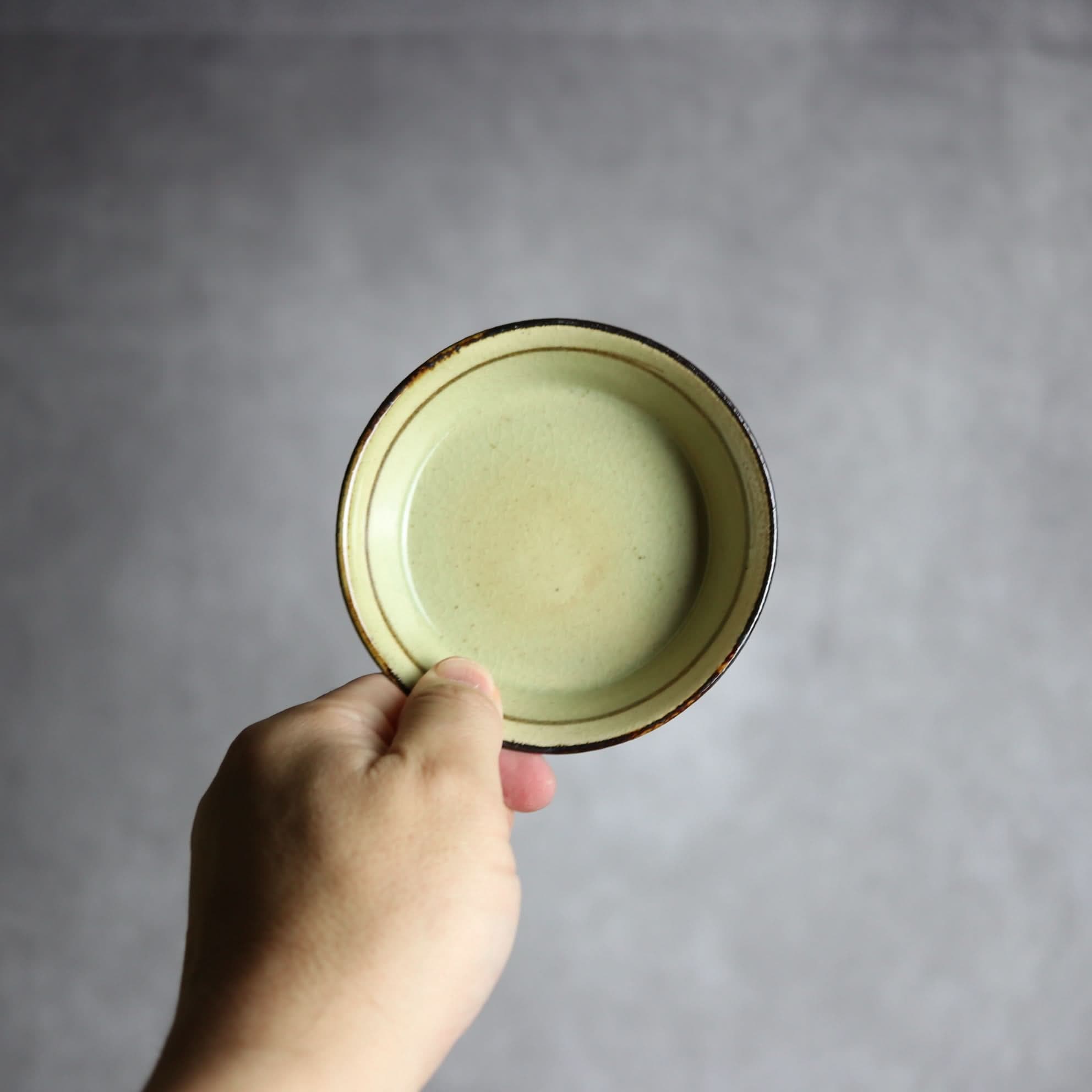 3寸安南鉢1 灰 黒釉 やちむん 陶器 陶と厨子甕 ひ窯 やちむん 陶器.