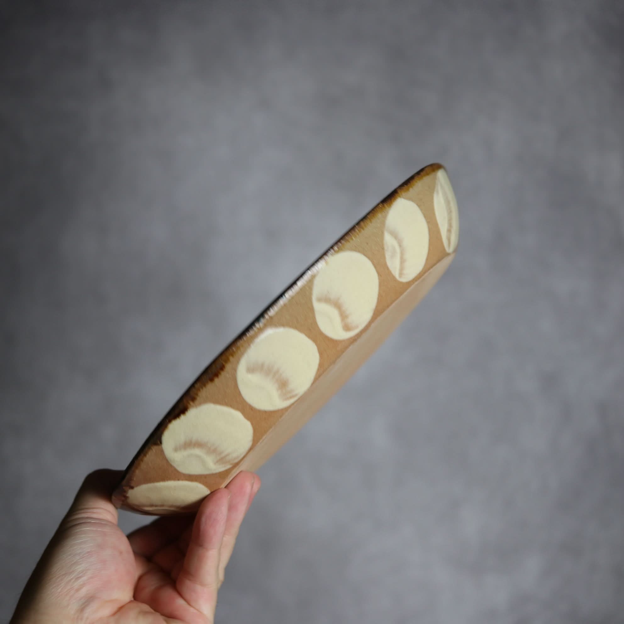 オーバル皿2 ライン紋 やちむん 陶器 エドメ陶房 やちむん 陶器.