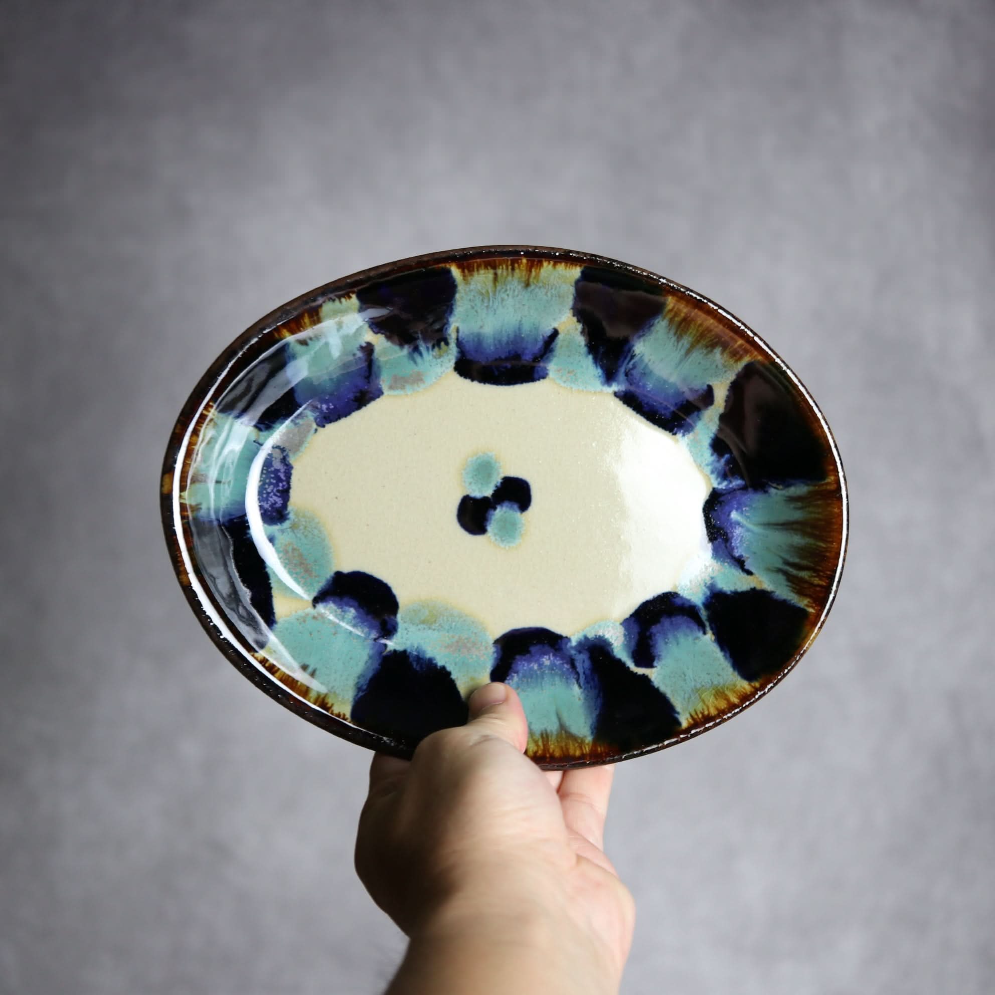 オーバル皿1 青三彩紋 やちむん 陶器 エドメ陶房 やちむん 陶器.