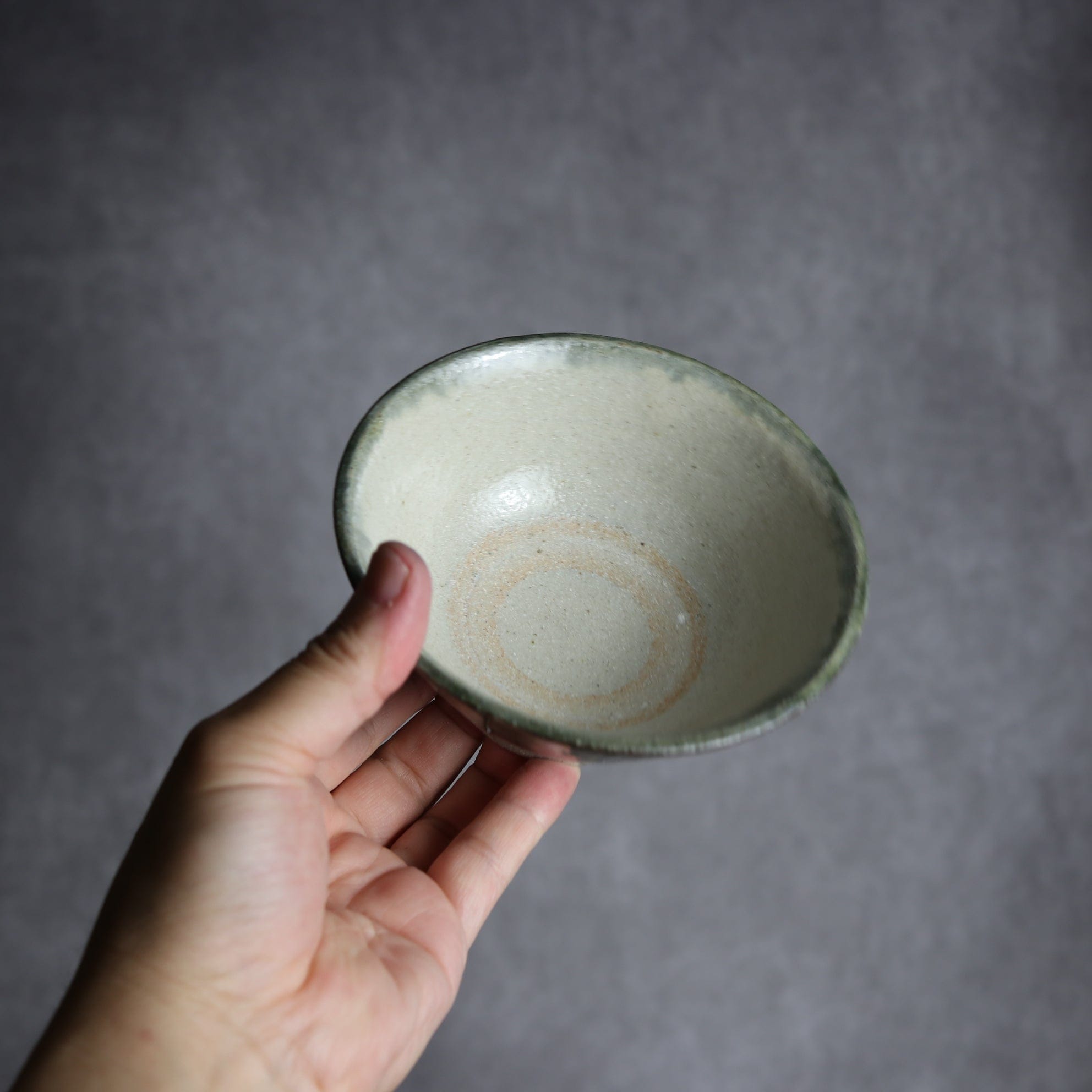 4寸マカイ2 黒呉須釉 唐草 やちむん 陶器 榮一工房