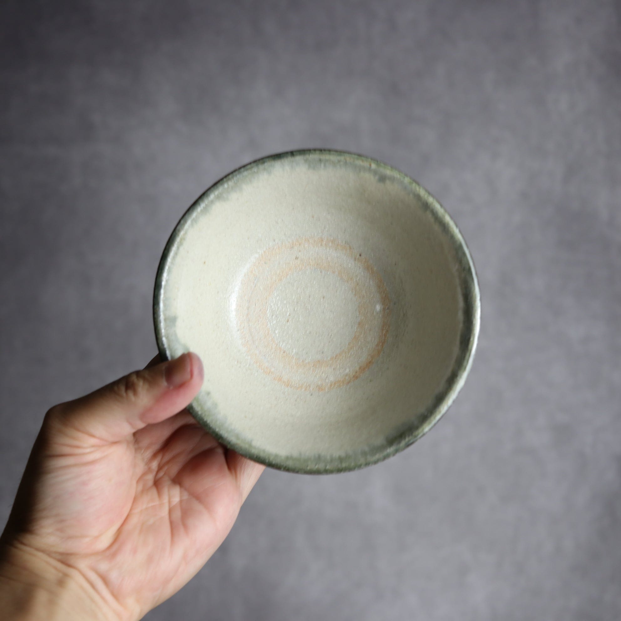 4寸マカイ2 黒呉須釉 唐草 やちむん 陶器 榮一工房