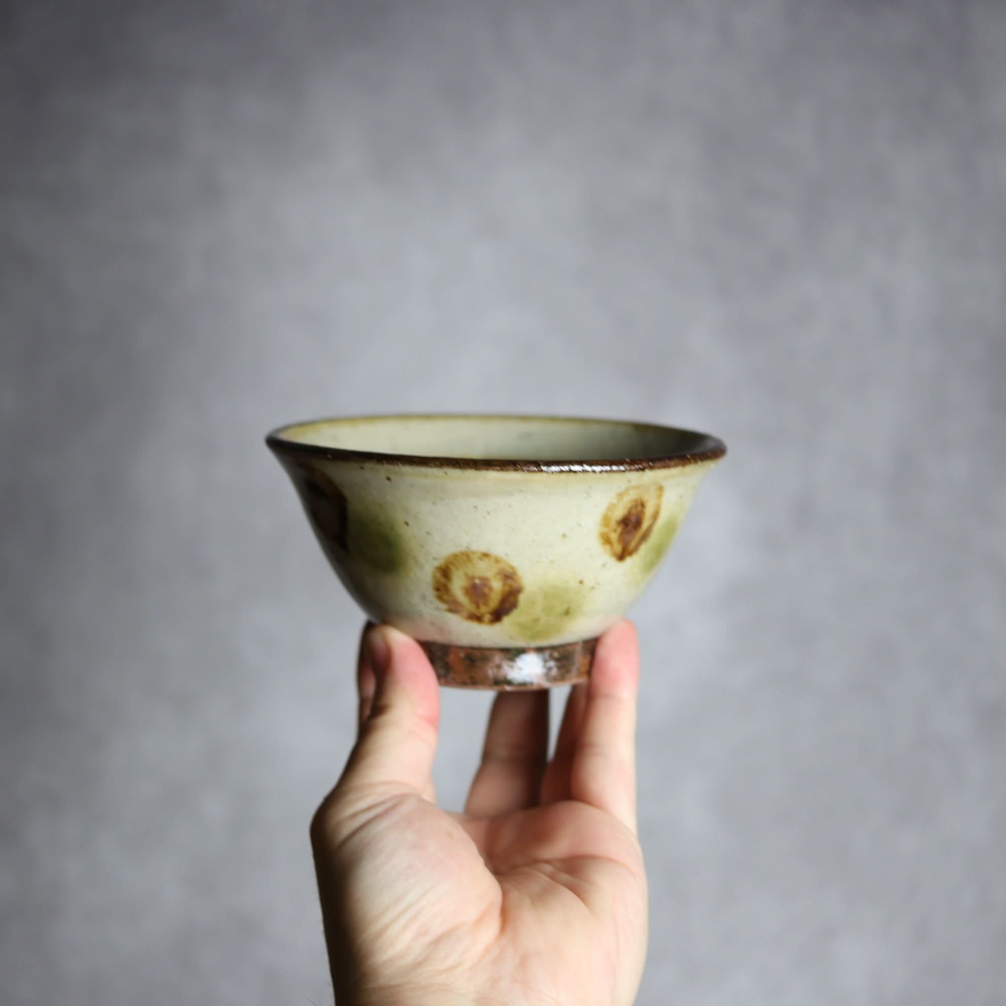 4寸マカイ 緑 茶 ドット やちむん 陶器 陶芸こまがた やちむん 陶器.