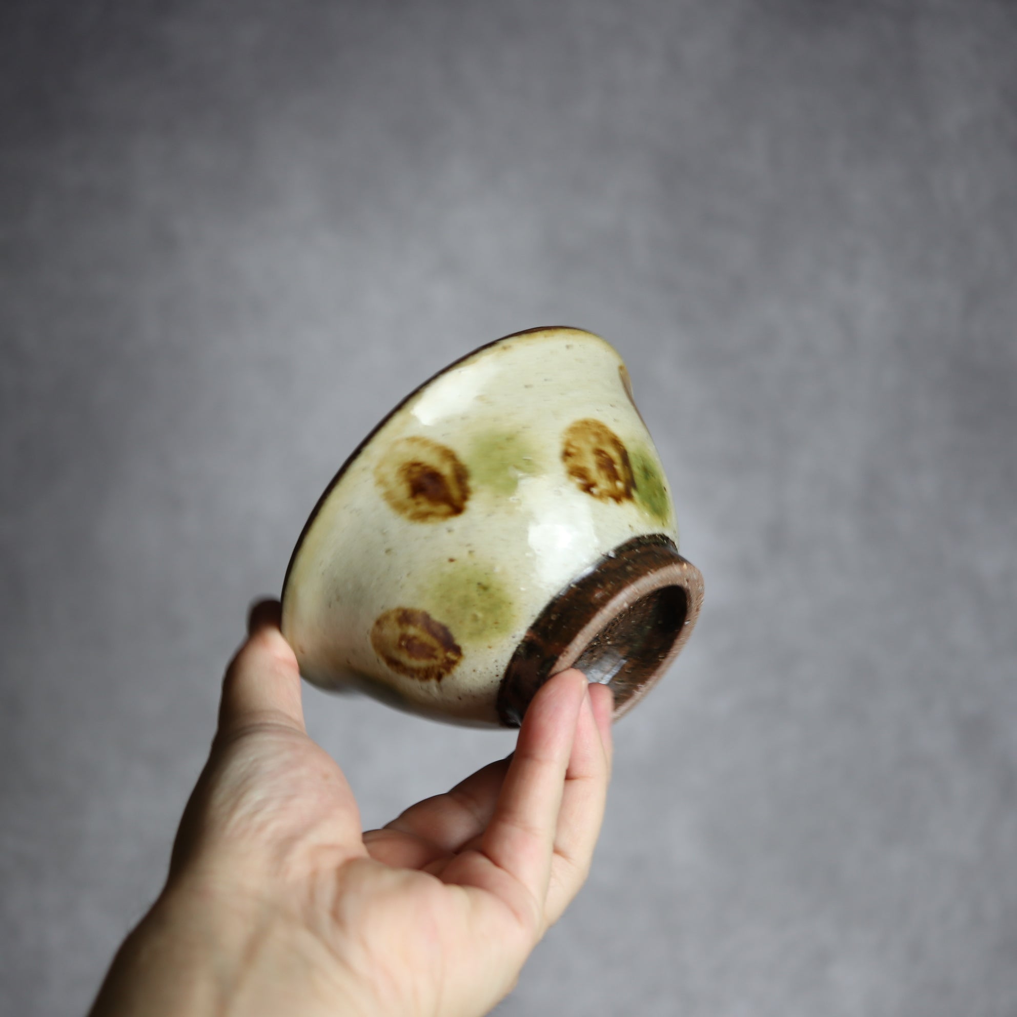 陶芸こまがた - 4寸マカイ 緑 茶 ドット やちむん 陶器 陶芸こまがた - mundasui
