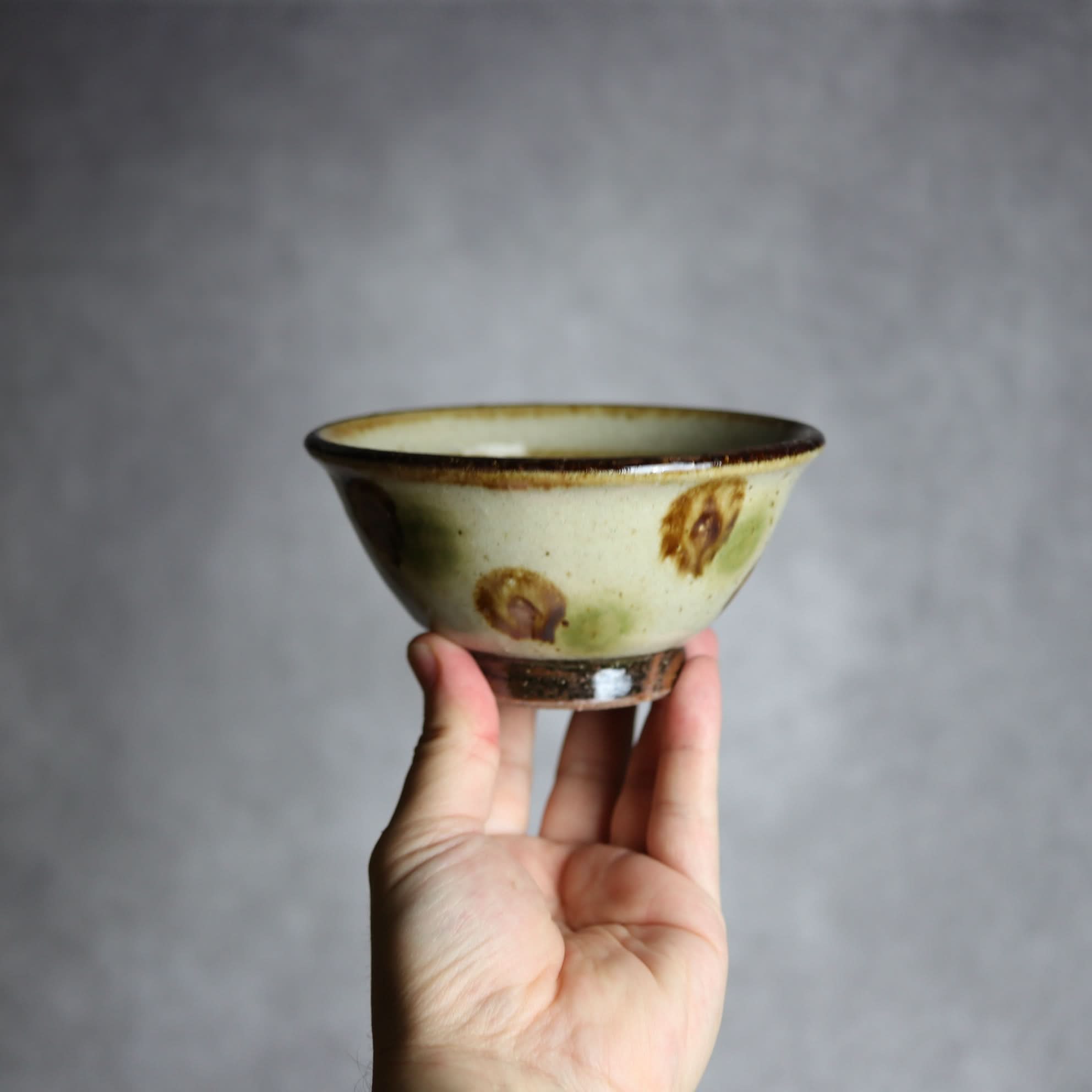 4寸マカイ 緑 茶 ドット やちむん 陶器 陶芸こまがた やちむん 陶器.