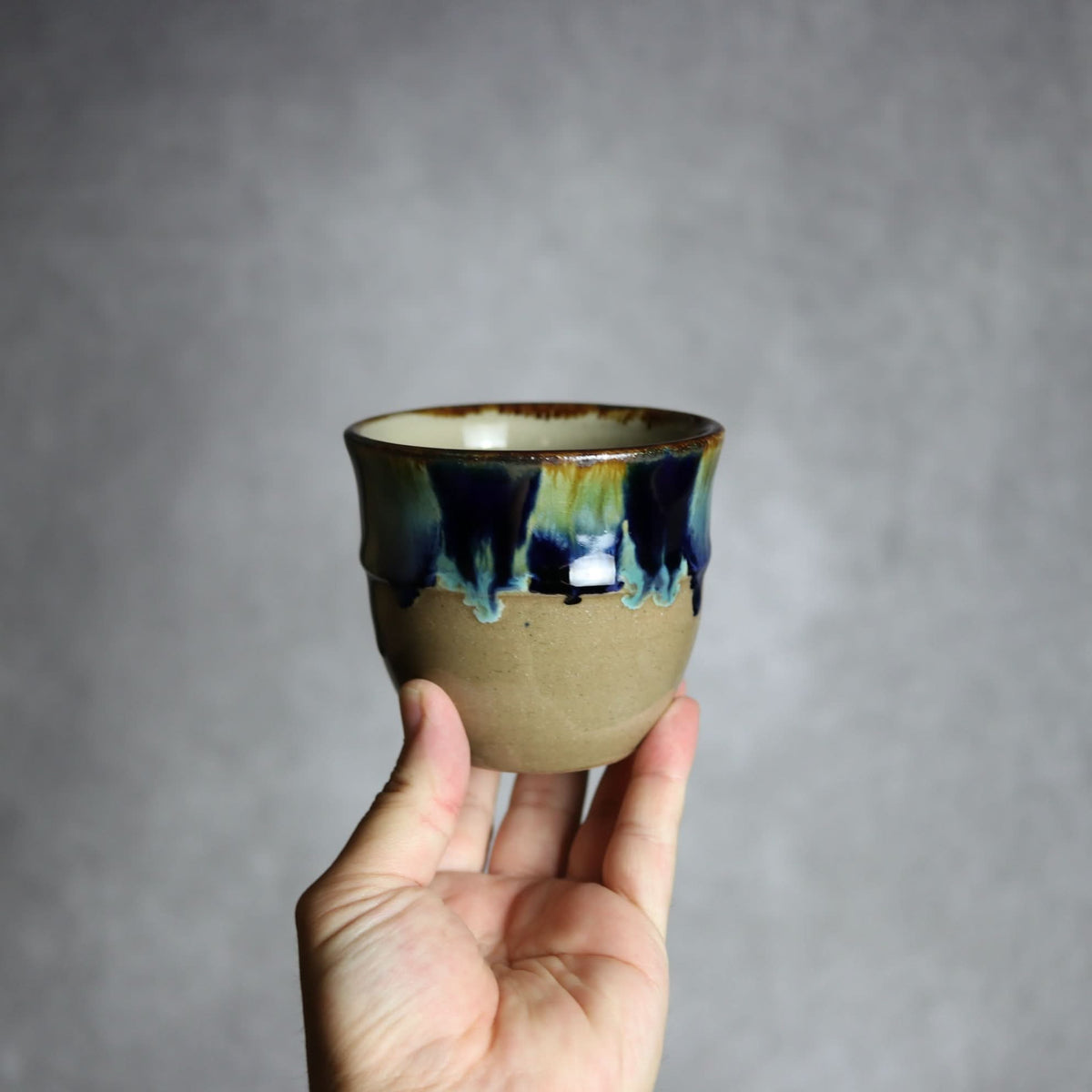 丸フリーカップ1 青三彩 やちむん 陶器 エドメ陶房 やちむん 陶器.