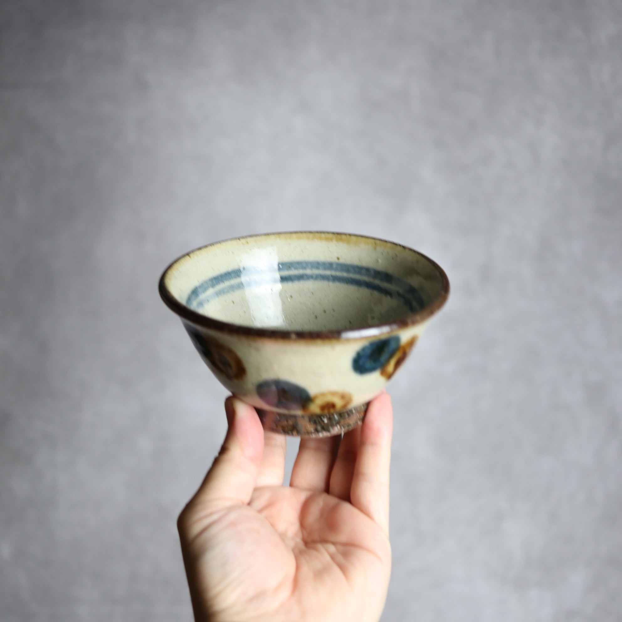 4寸マカイ 紺 茶ドット やちむん 陶器 陶芸こまがた