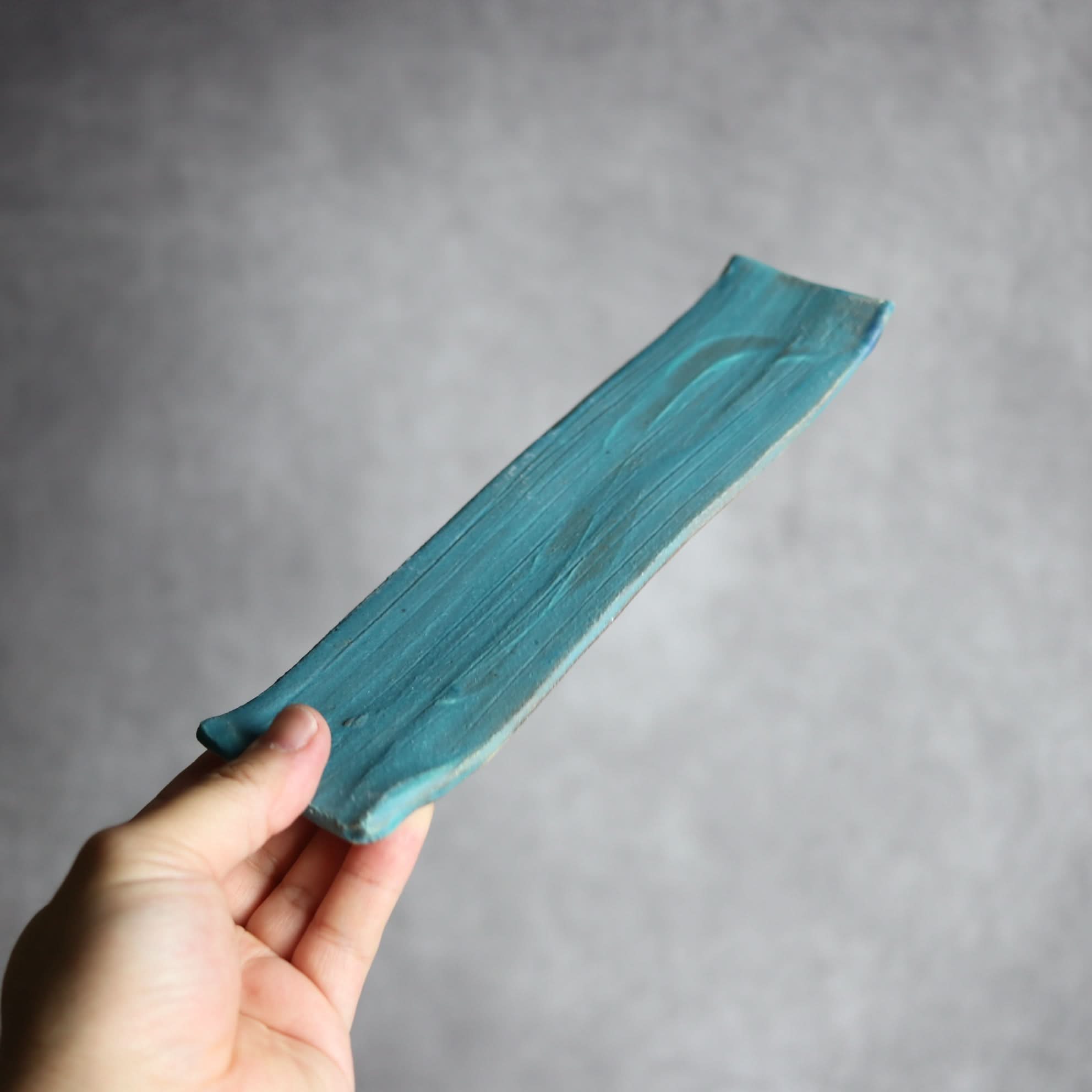 細長板皿2 ペルシャ釉 やちむん 陶器 陶と厨子甕 ひ窯 やちむん 陶器.