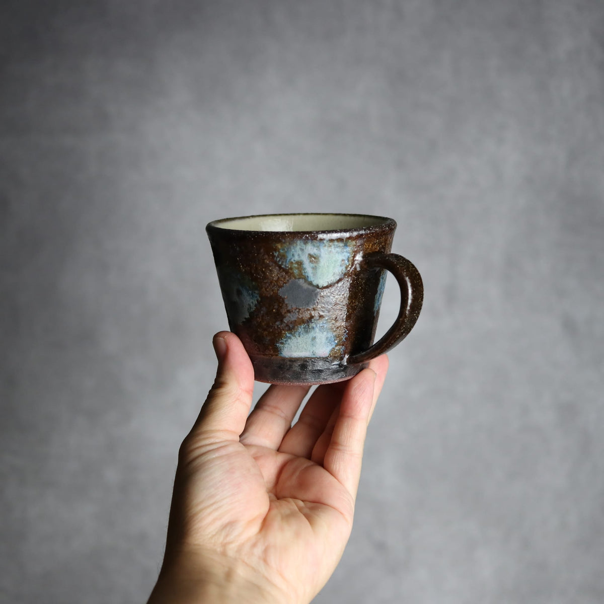 コーヒーカップ1 黒シリーズ やちむん 陶器 sui