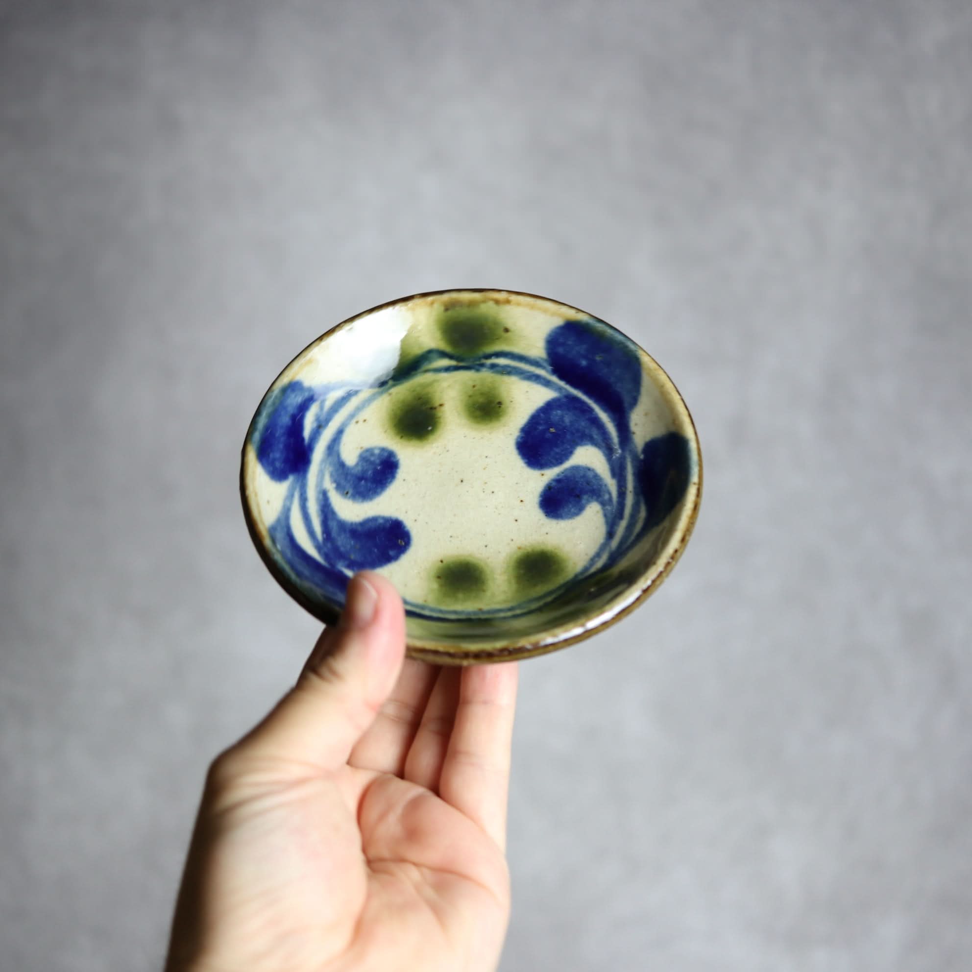 4寸皿 青 緑 デイゴ やちむん 陶器 陶芸こまがた やちむん 陶器.
