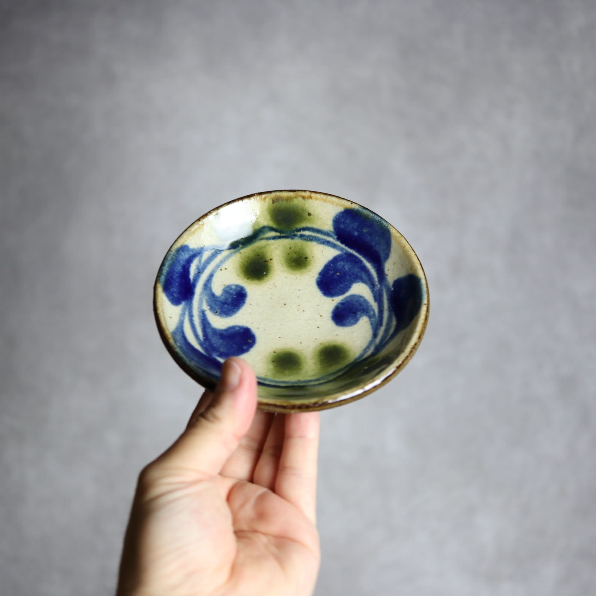4寸皿 青 緑 デイゴ やちむん 陶器 陶芸こまがた やちむん 陶器.