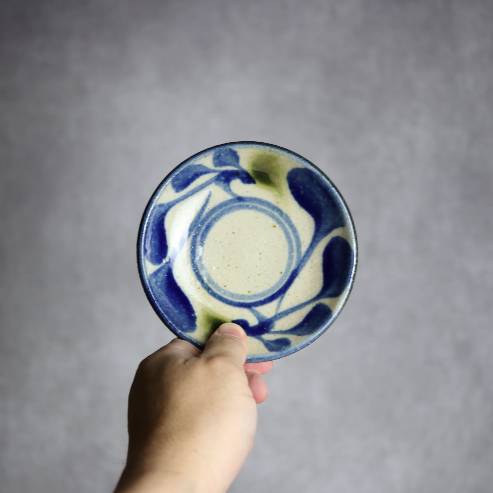 4寸皿 青 緑 唐草 やちむん 陶器 陶芸こまがた やちむん 陶器.