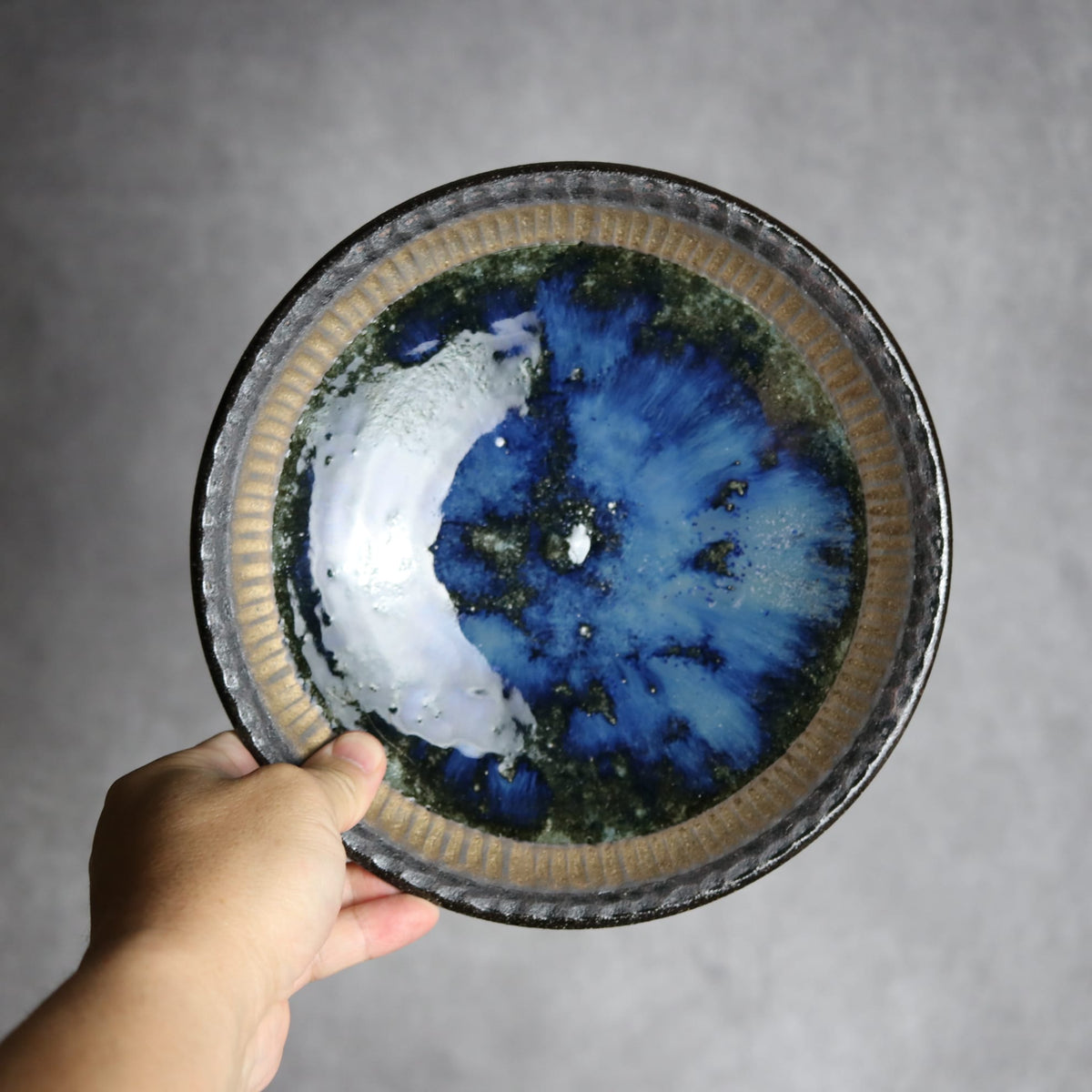 7寸皿1 孔雀 やちむん 陶器 sui