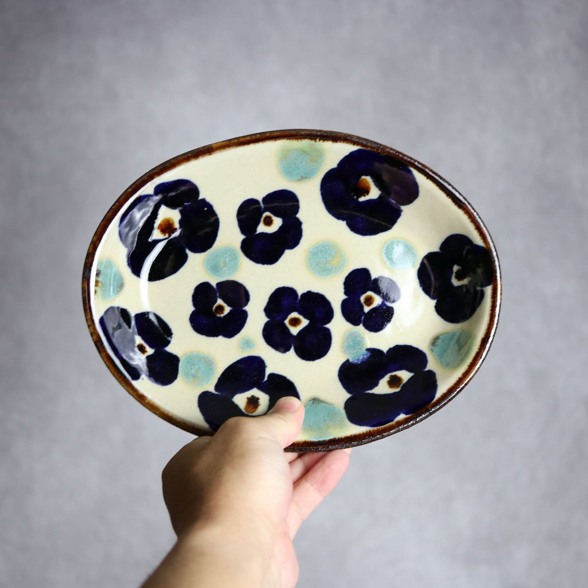 オーバル皿1 花紋 やちむん 陶器 エドメ陶房 やちむん 陶器.