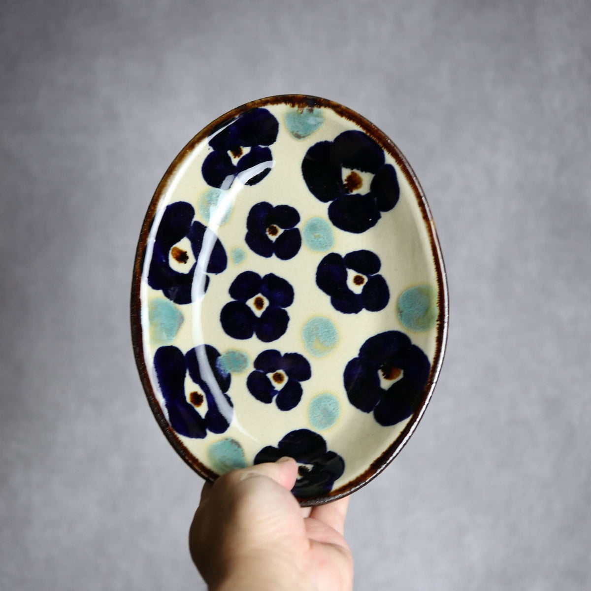 オーバル皿1 花紋 やちむん 陶器 エドメ陶房 やちむん 陶器.