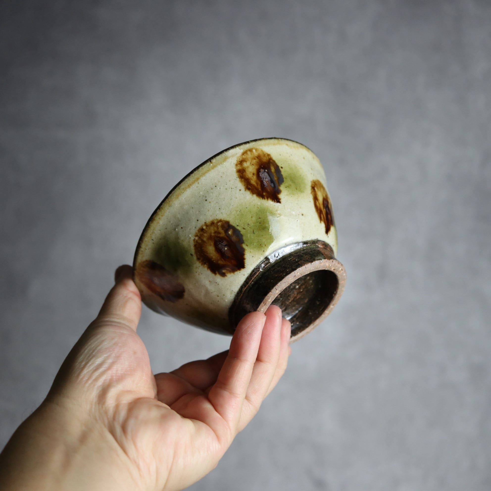 4寸マカイ 緑 茶 ドット やちむん 陶器 陶芸こまがた