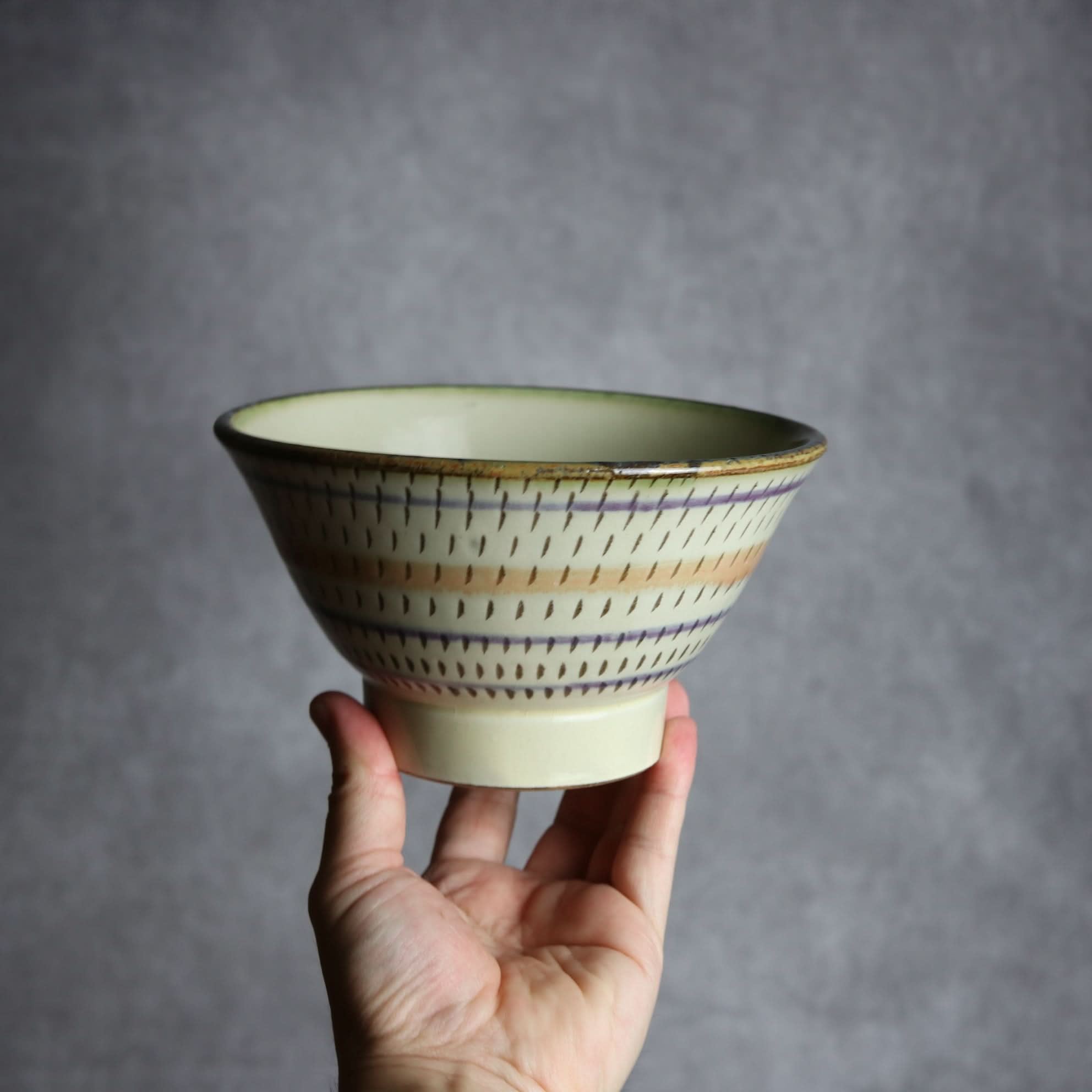 5寸マカイ サンゴ 飛鉋 輪紋 やちむん 陶器 幸陶器 やちむん 陶器.