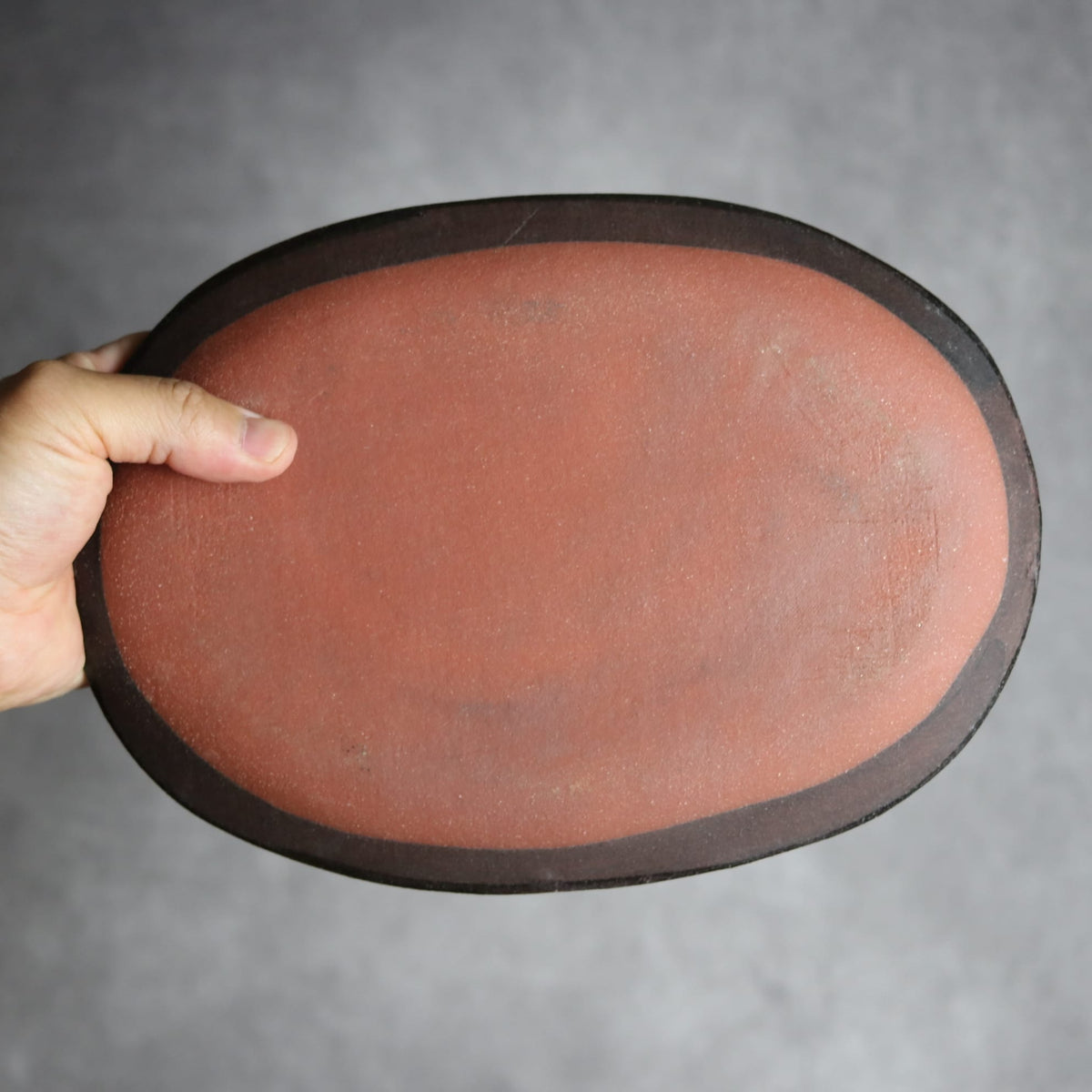 オーバルリム皿1 黒シリーズ やちむん 陶器 sui