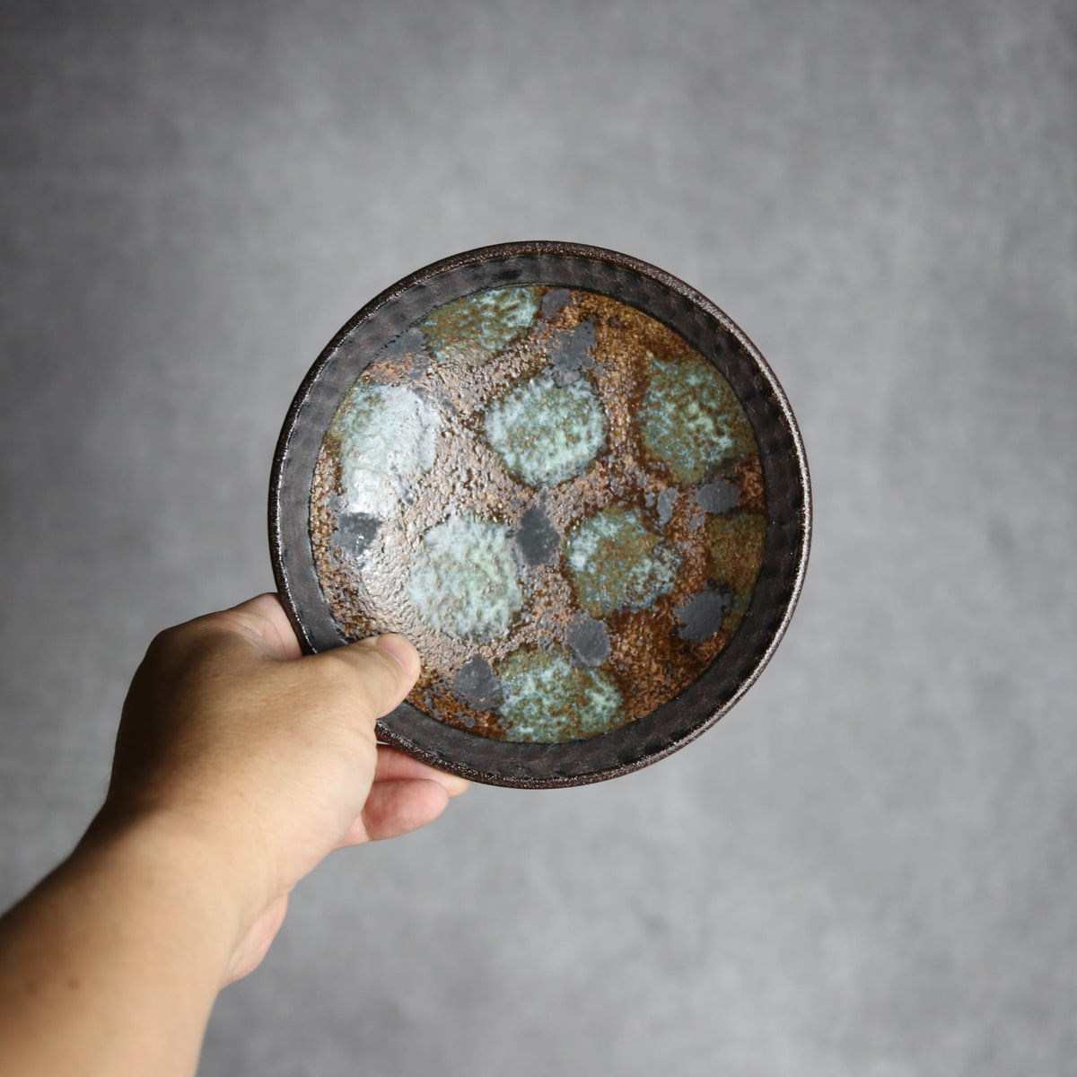 5寸皿2 黒シリーズ やちむん 陶器 sui
