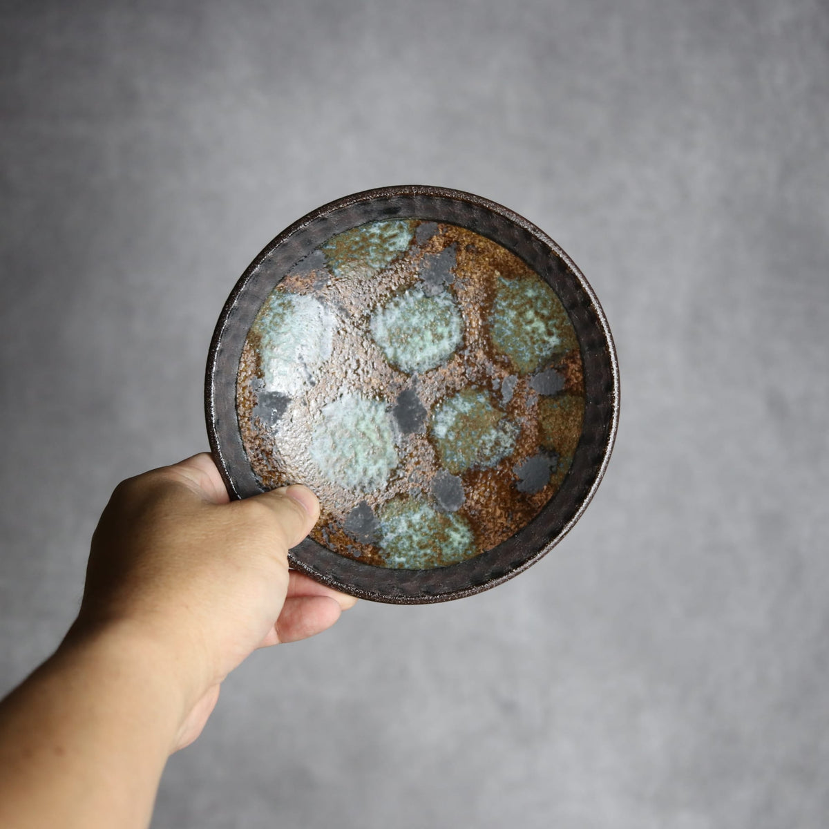 5寸皿2 黒シリーズ やちむん 陶器 sui