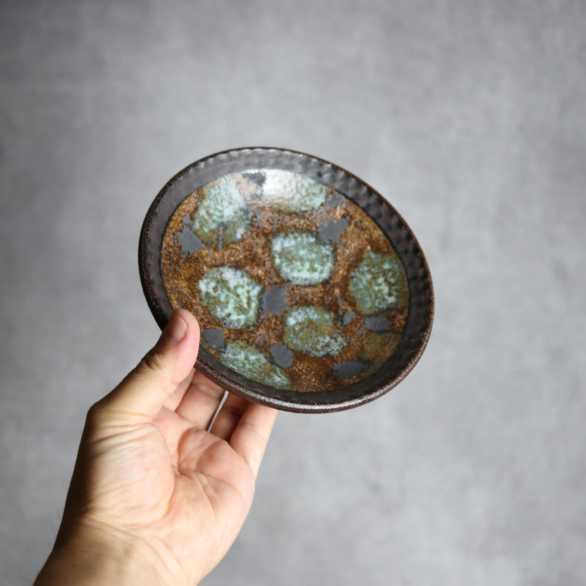 5寸皿2 黒シリーズ やちむん 陶器 sui