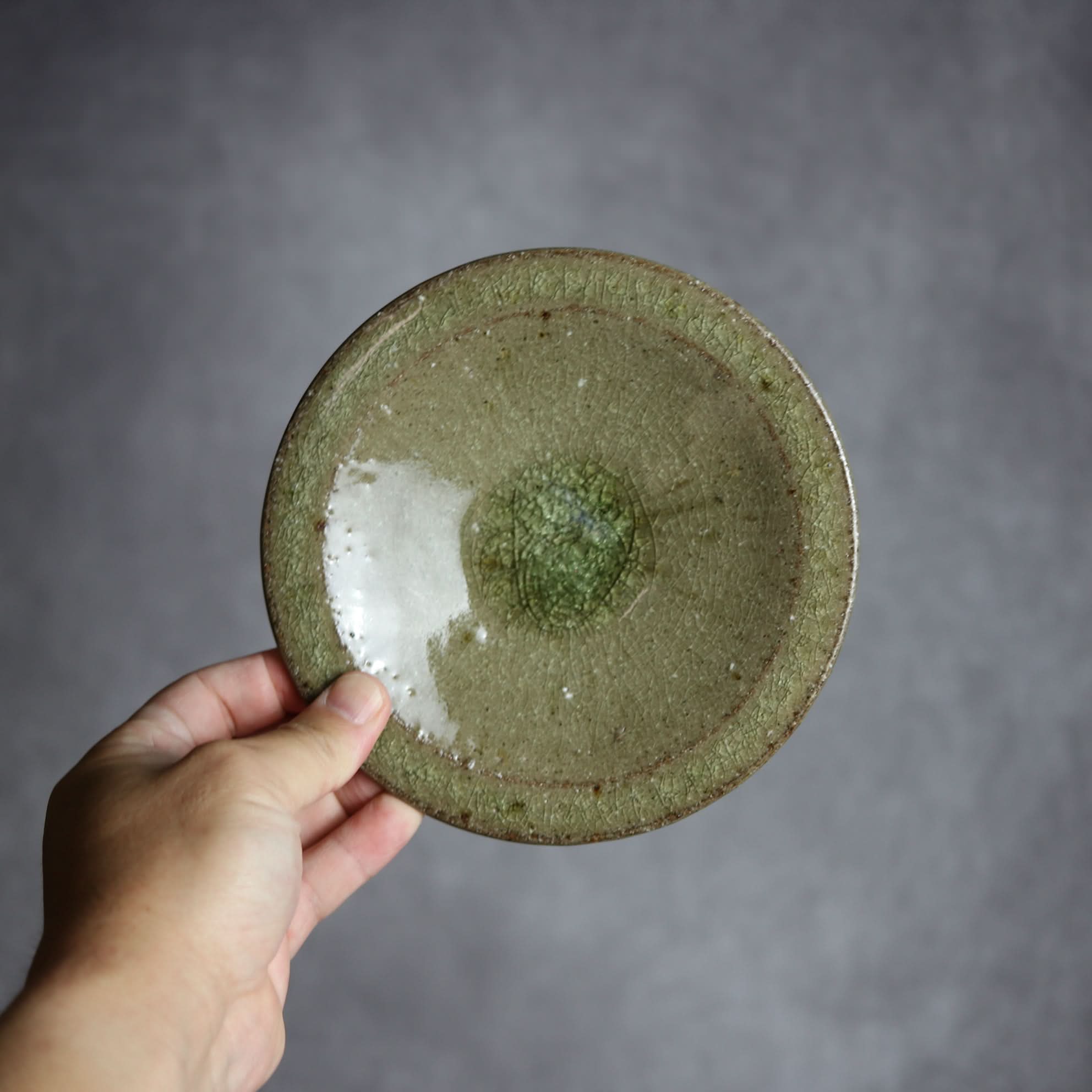 5寸皿2 灰釉 やちむん 陶器 仁陶器工房 陶器.