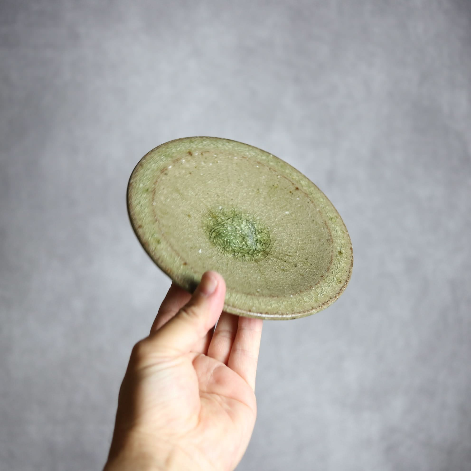 5寸皿2 灰釉 やちむん 陶器 仁陶器工房 陶器.