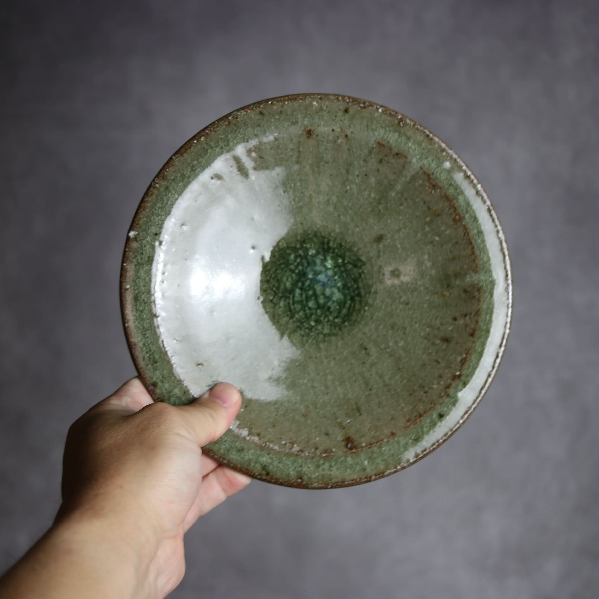 6寸皿1 灰釉 やちむん 陶器 仁陶器工房 陶器.