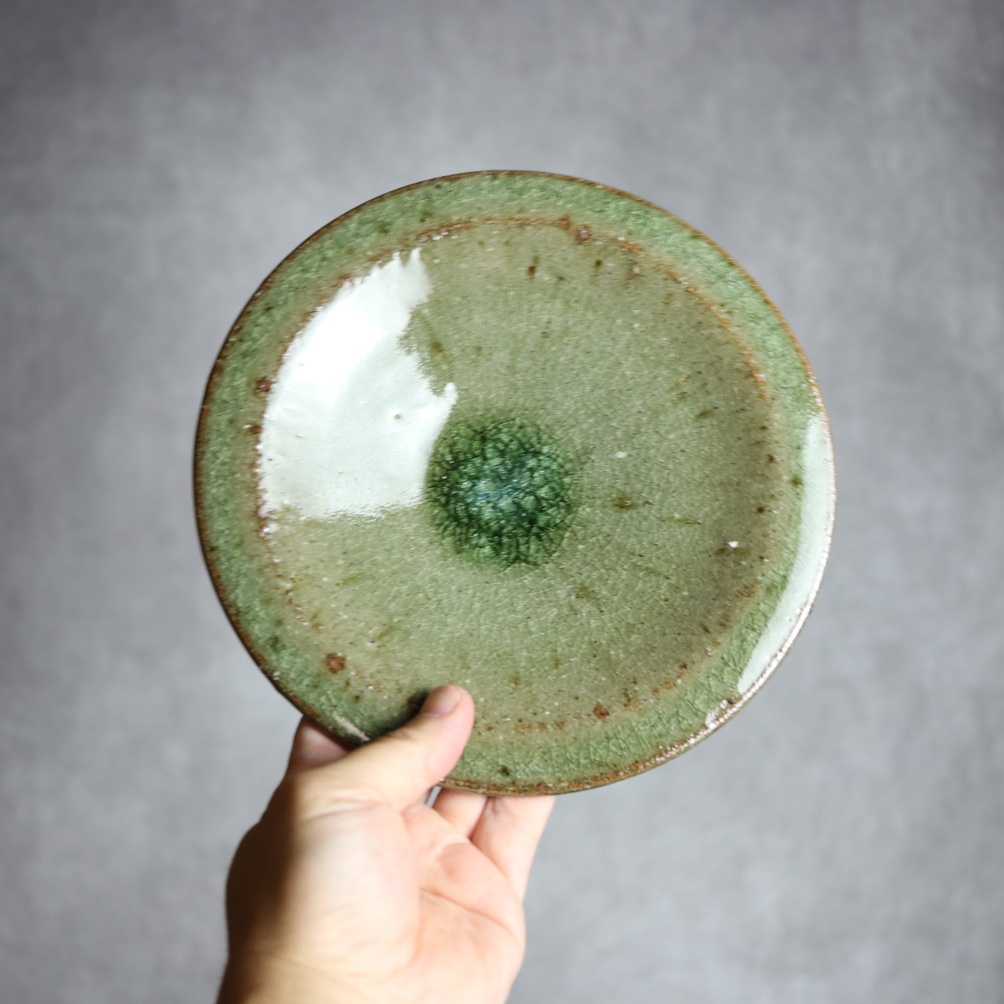 6寸皿2 灰釉 やちむん 陶器 仁陶器工房