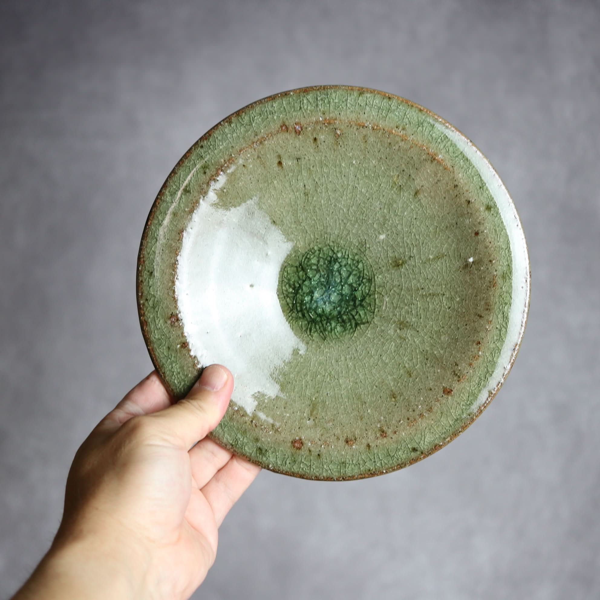 6寸皿2 灰釉 やちむん 陶器 仁陶器工房 陶器.