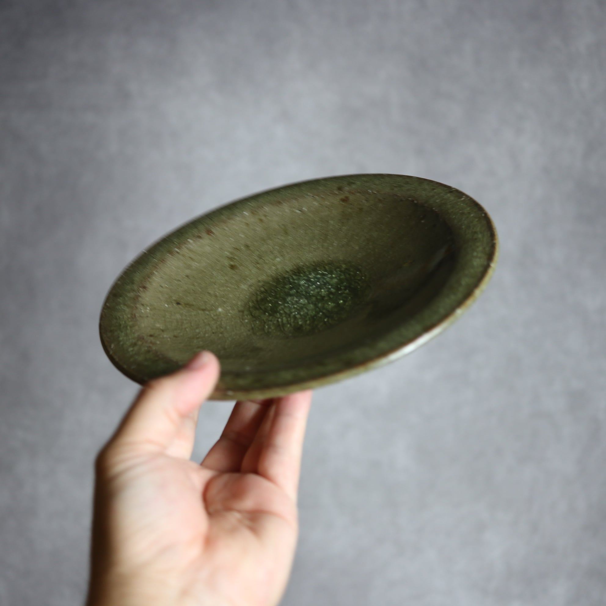 6寸皿3 灰釉 やちむん 陶器 仁陶器工房