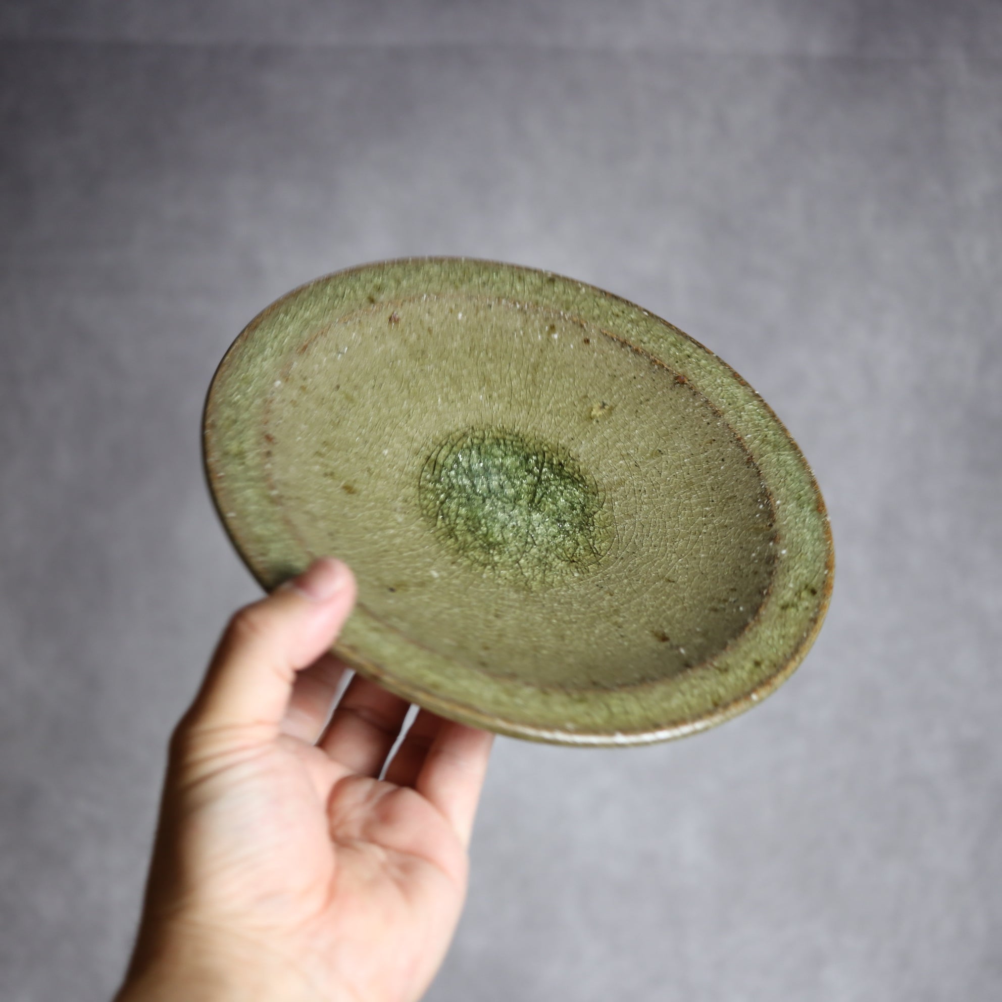 6寸皿3 灰釉 やちむん 陶器 仁陶器工房