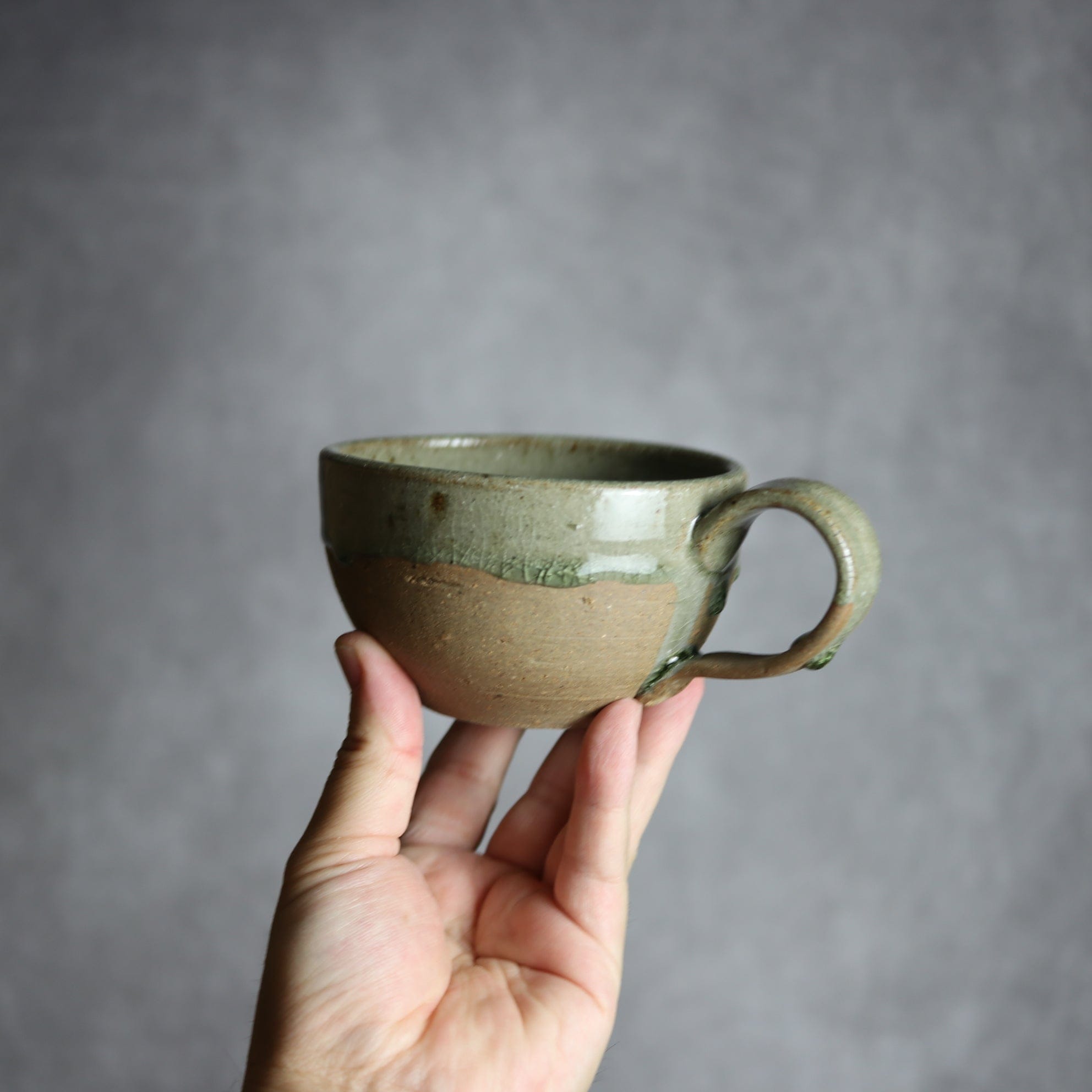 スープカップ1 灰釉 やちむん 陶器 仁陶器工房 陶器.