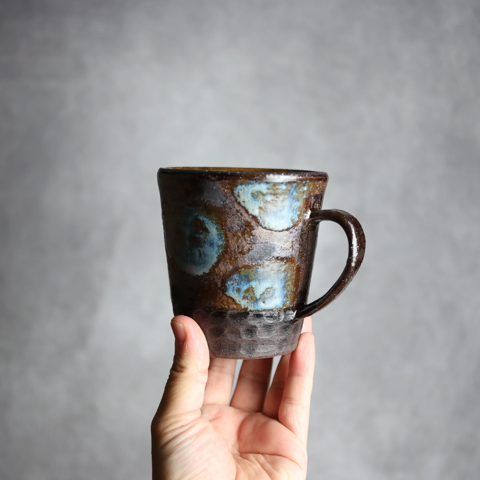 ビアマグ1 黒シリーズ やちむん 陶器 sui やちむん 陶器.