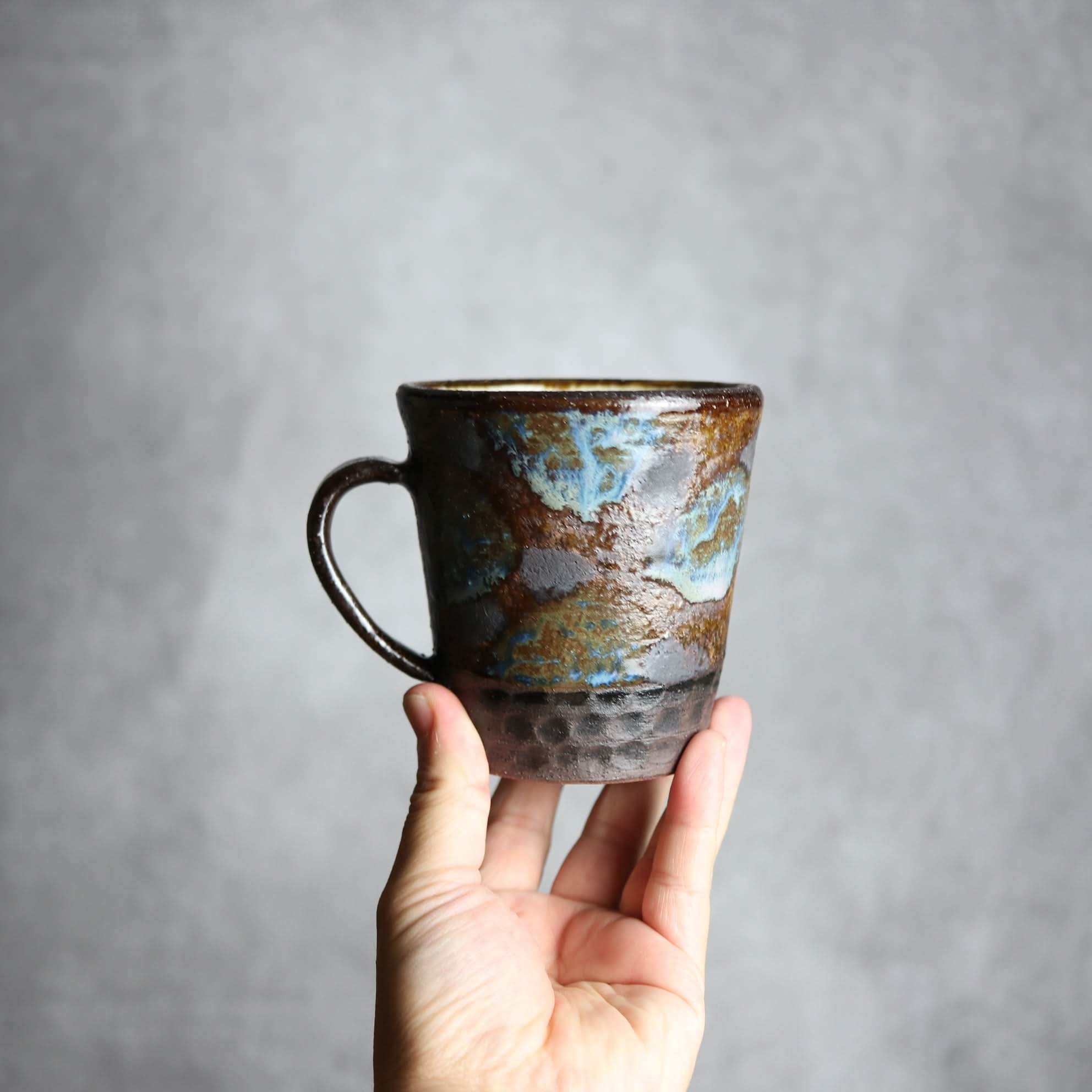 ビアマグ1 黒シリーズ やちむん 陶器 sui やちむん 陶器.