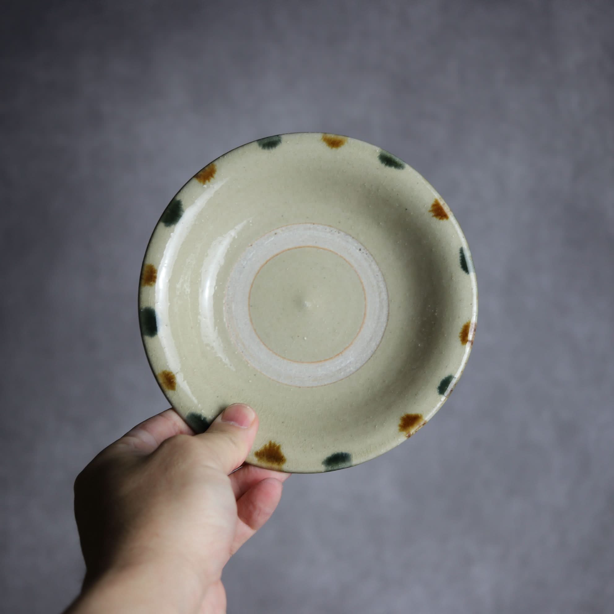 5寸皿1 飴 呉須釉 点打 やちむん 陶器 北窯 松田米司工房 やちむん 陶器.