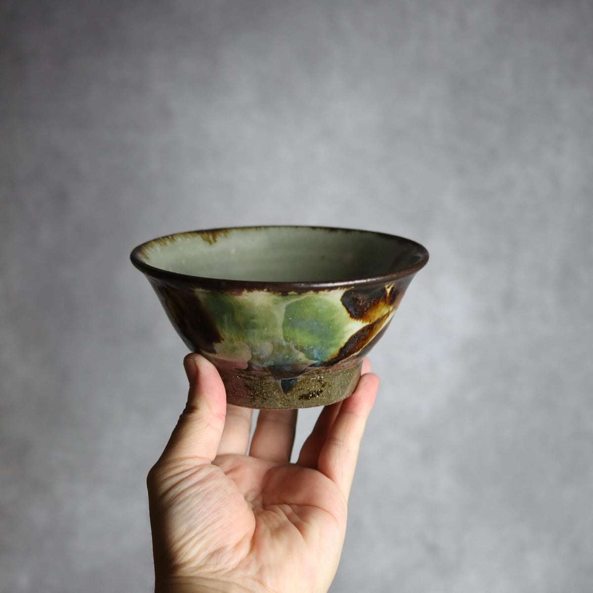 4.5寸マカイ1 三彩 菊花双葉 やちむん 陶器 漂窯