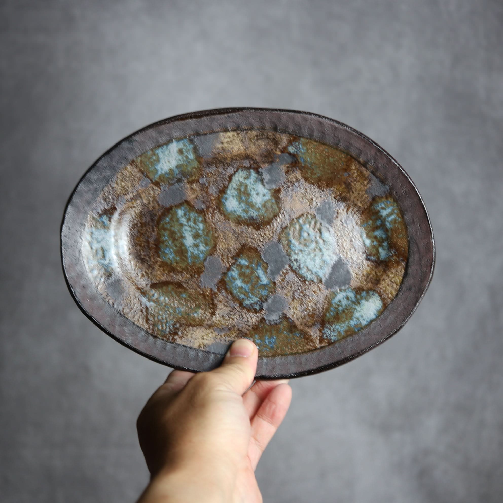 オーバルリム皿1 黒シリーズ やちむん 陶器 sui やちむん 陶器.