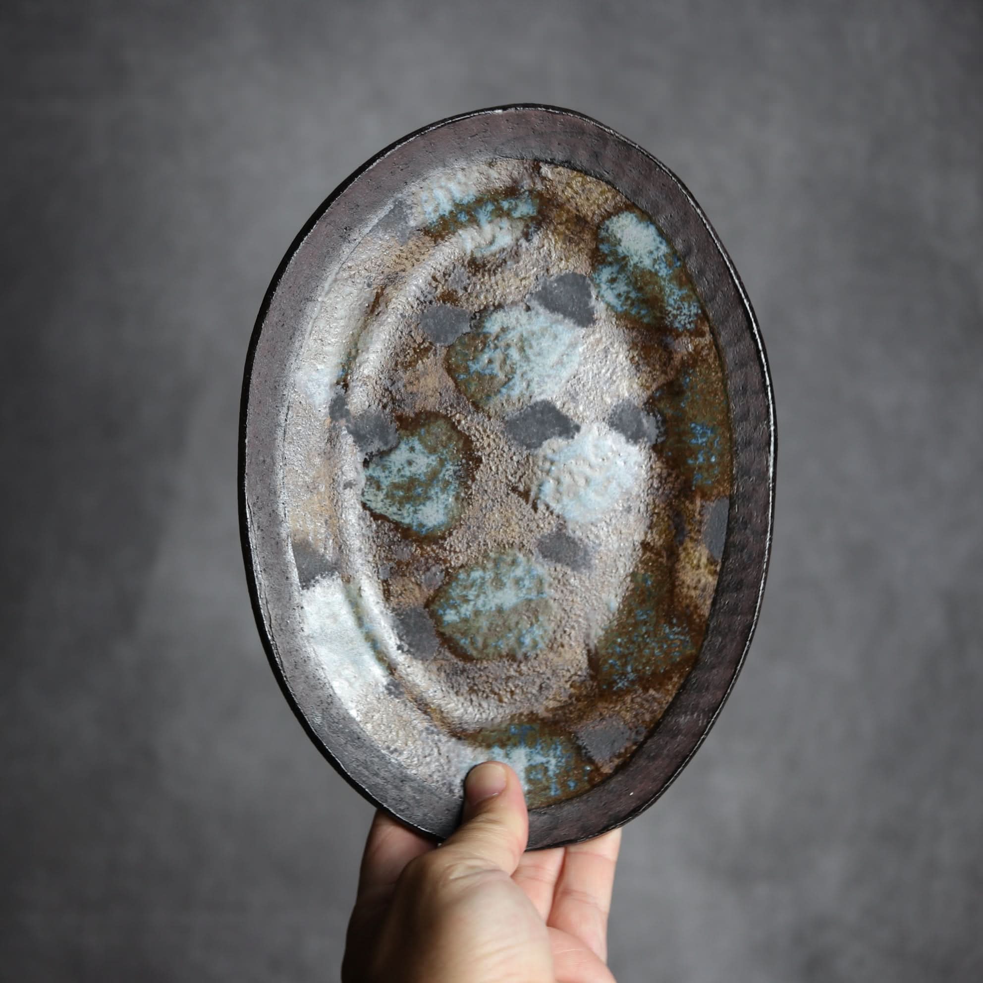 オーバルリム皿1 黒シリーズ やちむん 陶器 sui やちむん 陶器.