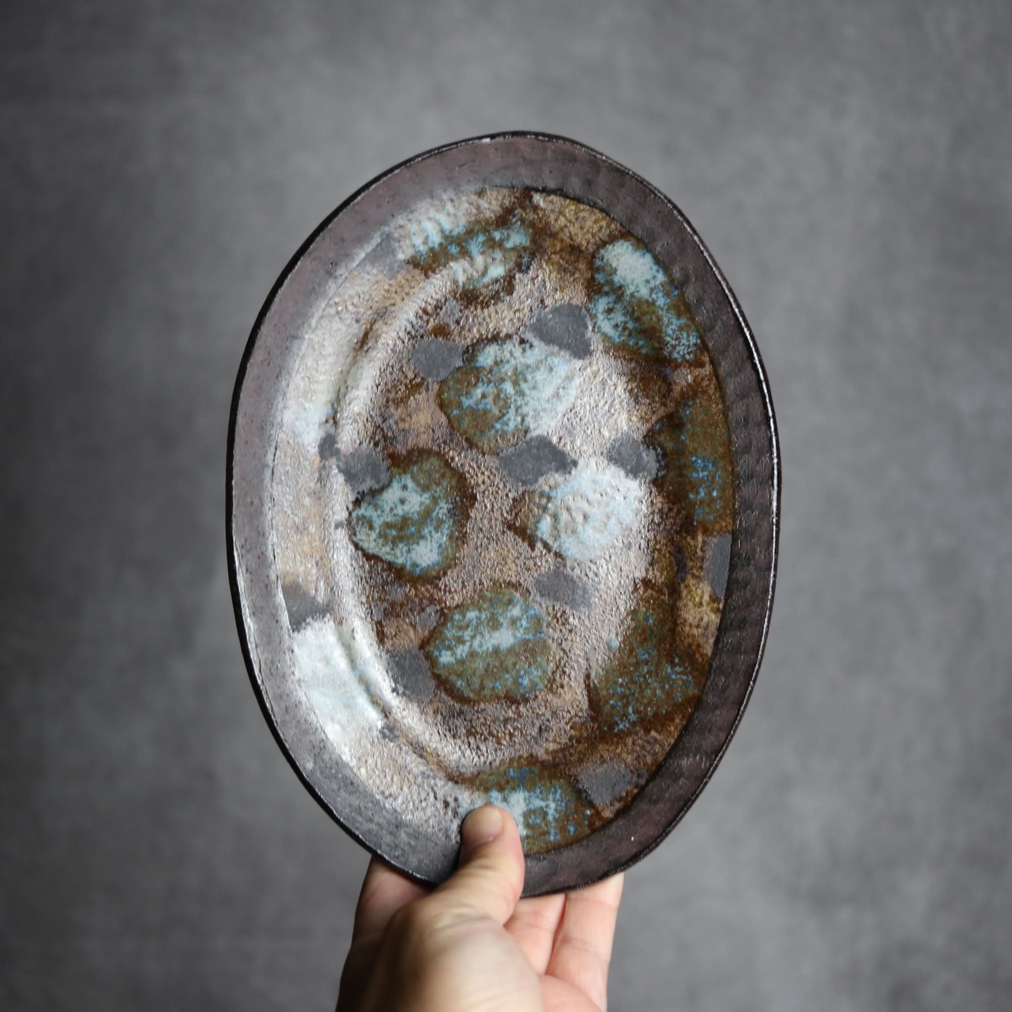 オーバルリム皿1 黒シリーズ やちむん 陶器 sui やちむん 陶器.